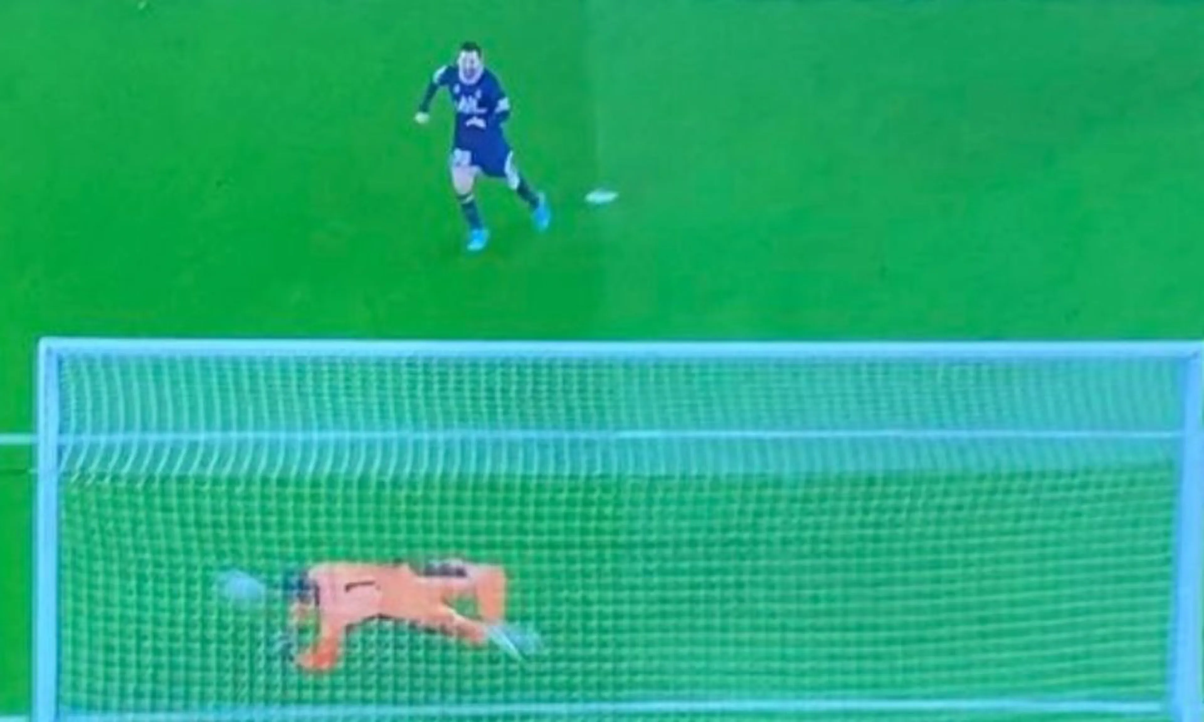 Copertina di Audio anticipa le immagini durante Psg-Real: i social insorgono