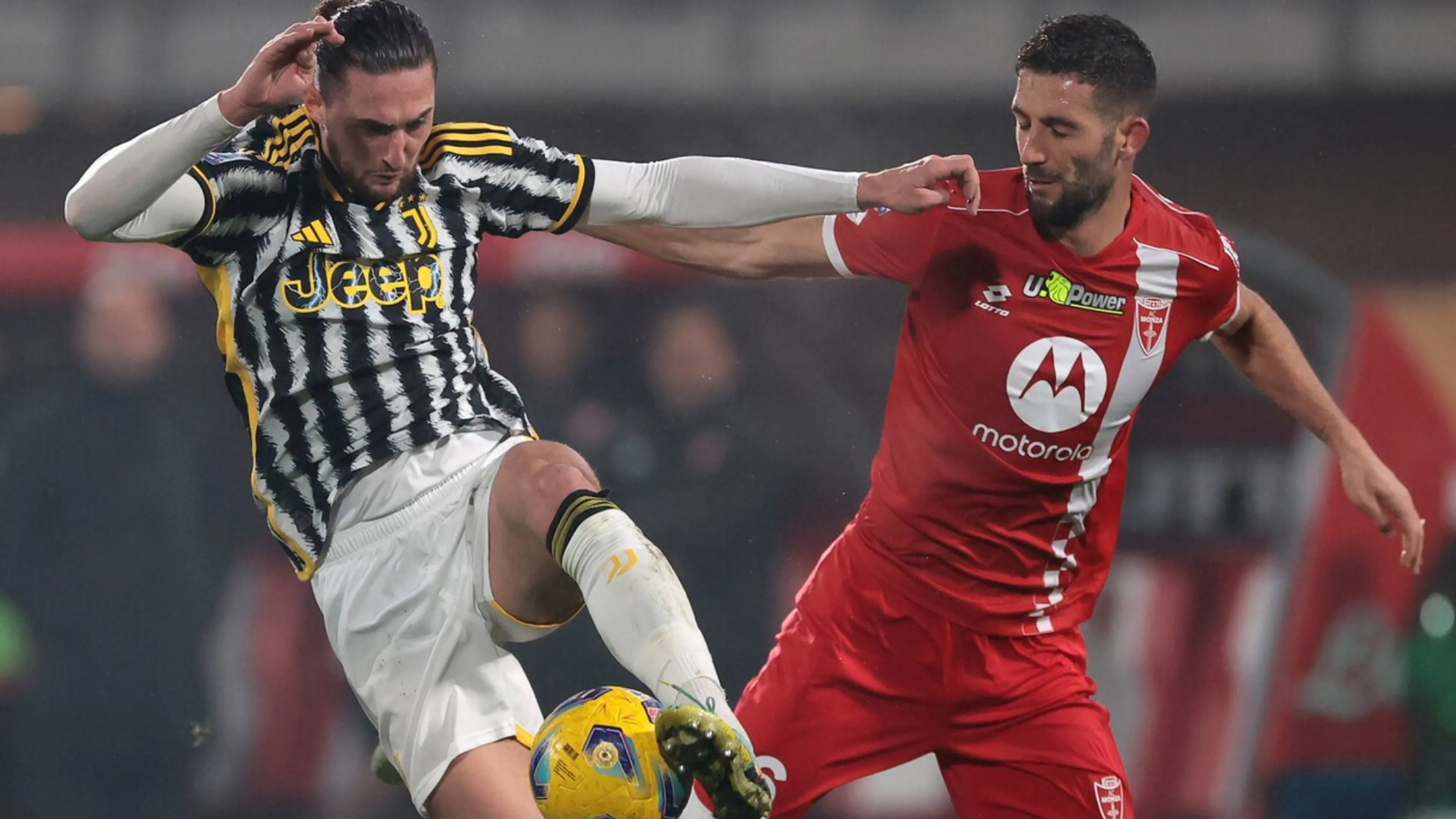 Leao sui social prende posizione sul caso Rabiot-Gagliardini