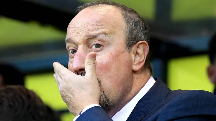 /images/r/a/f/Rafa-Benitez-punge-l-Inter-post-triplete.jpg