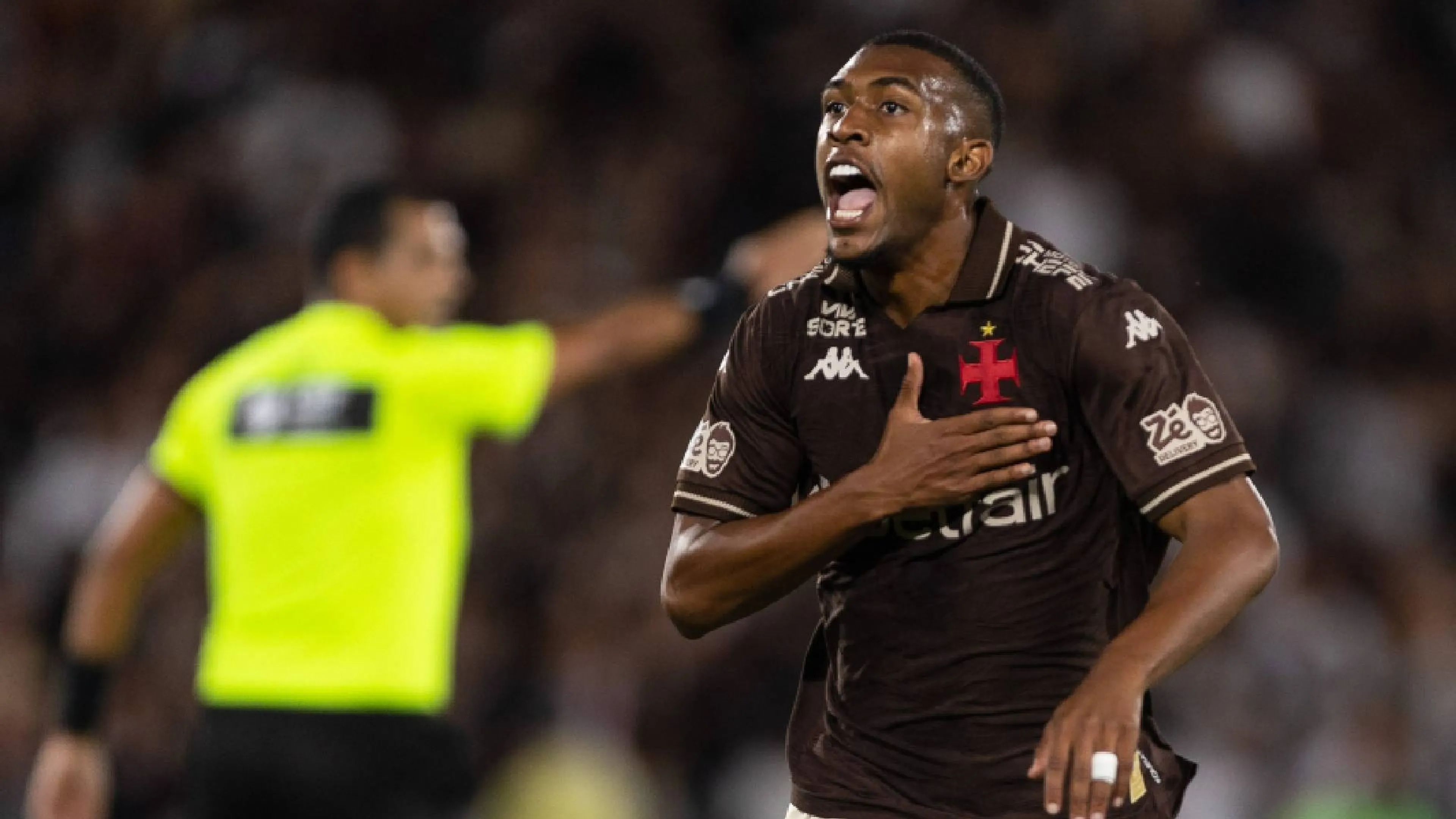 Rayan con la maglia del Vasco da Gama