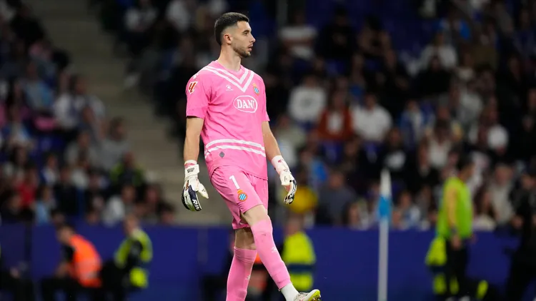 /images/r/c/d/rcd-espanyol-de-barcelona-v-fc-barcelona-barca-la-liga-ea-sports-barcelona-spain-may-14-joan-garcia-goalkeeper-of-espanyol-and-spain-during-the-laliga-match-between-rcd-espanyol-de-barcelona-and-fc-barcelona-at-rcde-stadium-on-may-14-2025-in-barcelona-spain-barcelona-spain-copyright-xjosexbretonx-originalfilenamebretonhernandez-rcdespan250515npumqjpgjpg_1750354646420.jpg