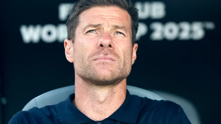 /images/r/e/a/real-madrid-cf-v-borussia-dortmund-quarter-final-fifa-club-world-cup-2025-xabi-alonso-head-coach-of-real-madrid-cf-portrait-on-the-bench-before-the-fifa-club-world-cup-2025-quarter-final-match-between-real-madrid-cf-and-borussia-dortmund-at-metlife-stadium-on-july-5-2025-in-east-rutherford-new-jersey-east-rutherford-metlife-stadium-nj-united-states-copyright-xrichardxsellers-sportsphoto-aplx-14130343jpg_1752085229835.jpg