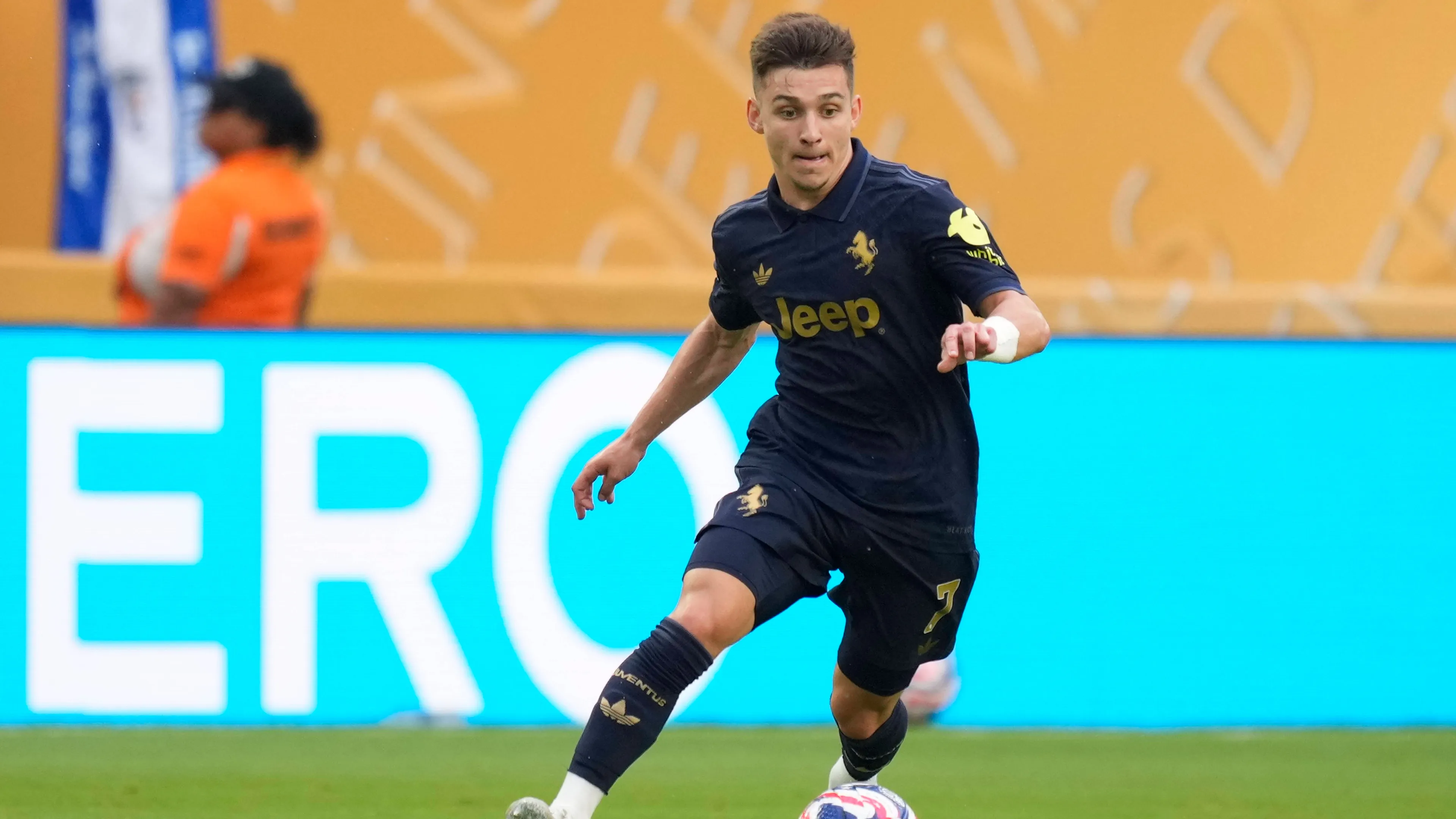 Calciomercato Juventus, conto alla rovescia per Conceiçao: oggi nuovi contatti col Porto