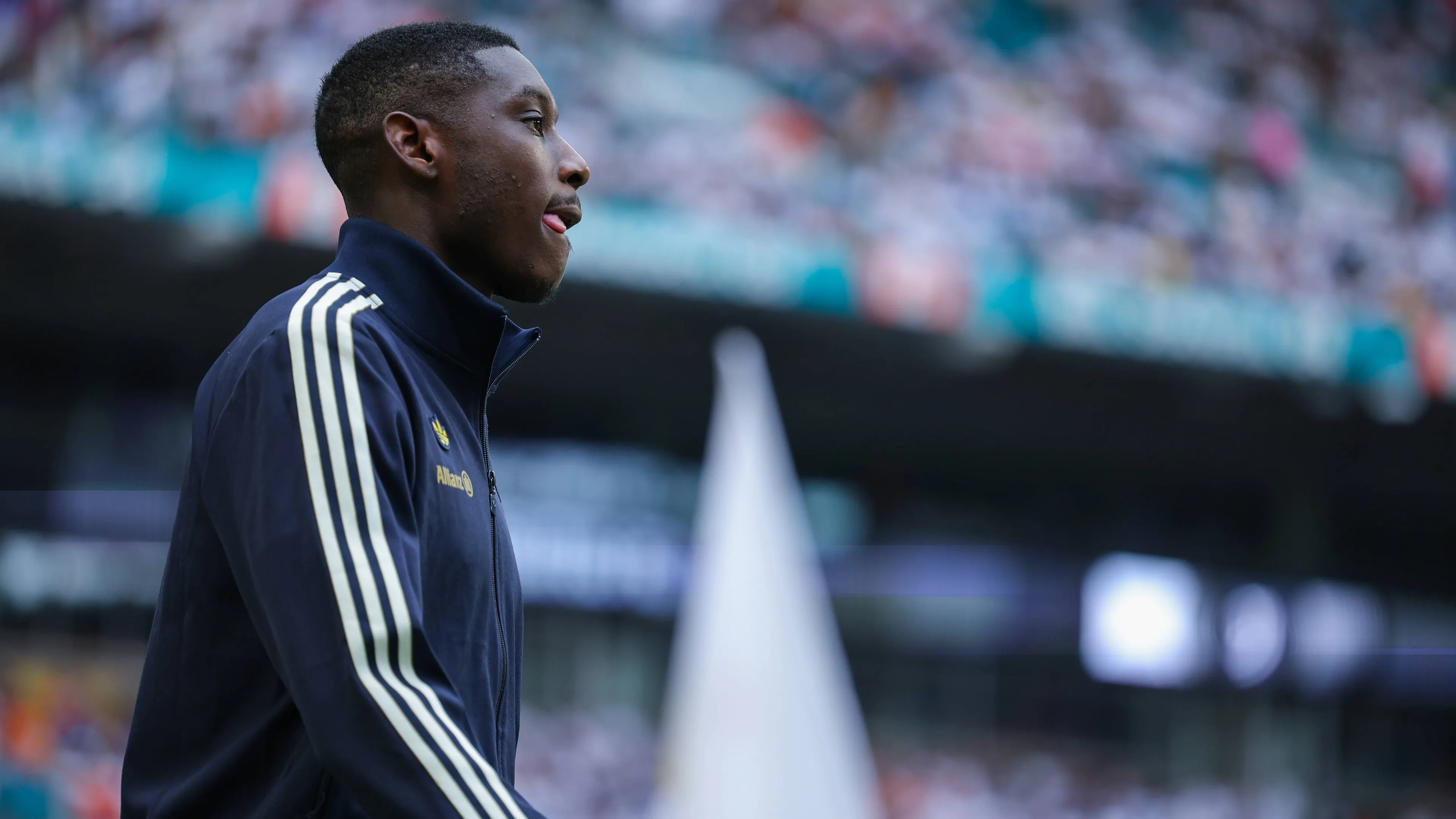 Juve, doccia fredda per Kolo Muani? Il Psg potrebbe rifiutare il prestito per venderlo al Chelsea