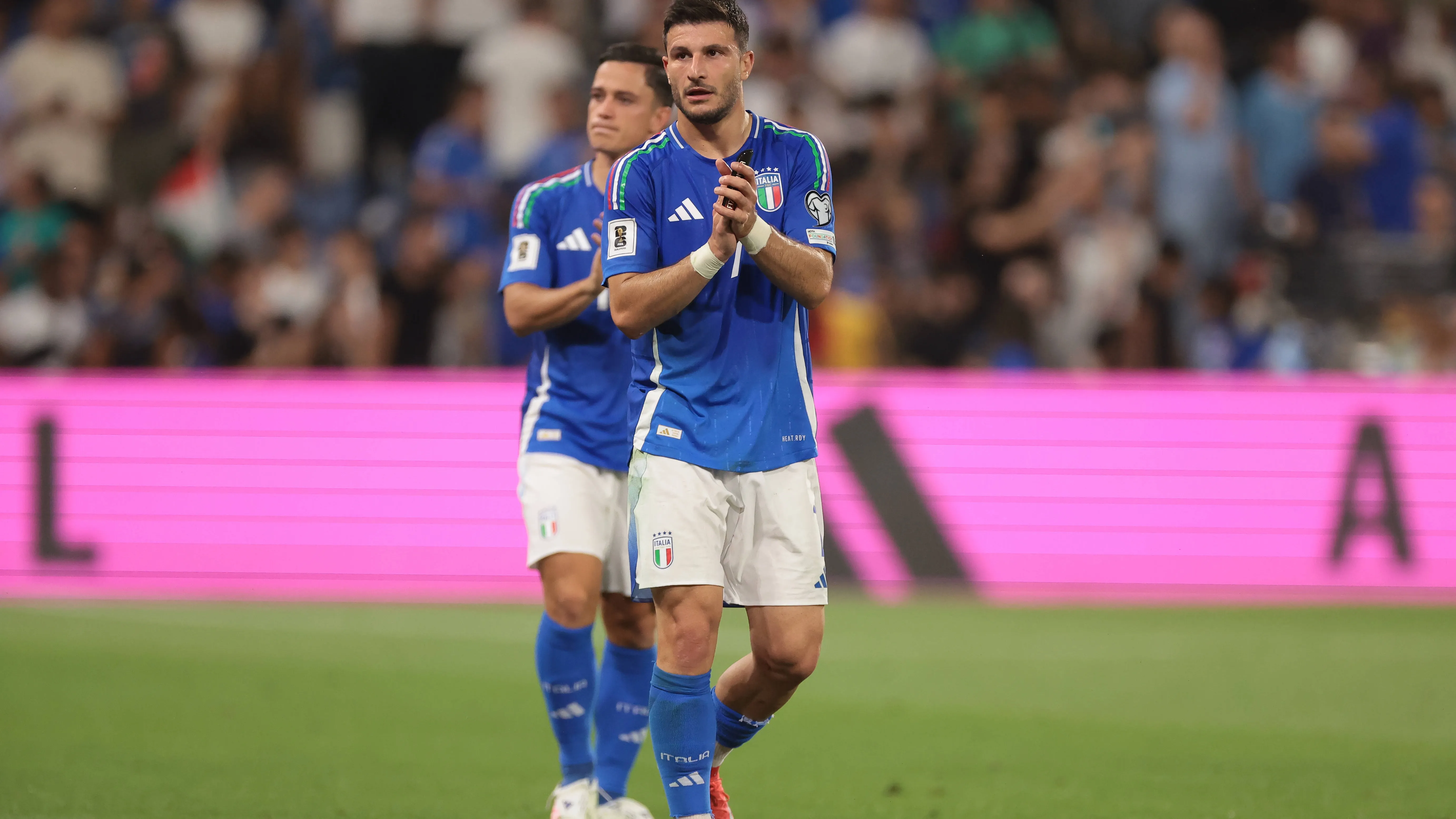 Momento delicato per l'Italia: determinante anche la pirateria?