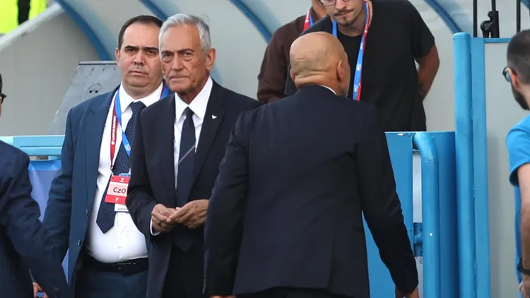 /images/r/e/g/reggio-emilia-italy-italy-reggio-emilia-italy-9-june-2025-luciano-spalletti-on-the-pitch-before-his-last-match-for-the-national-team-nationalteam-greets-figc-president-gravina-qualification-for-the-2026-world-cup-italy-moldovia-at-the-reggio-emilia-stadium-stadio-citt-del-tricolore-football-2026-world-cup-qualification-italy-moldovia-at-the-reggio-emilia-stadium-stadio-citt-del-tricolore-zumap169-0821962004st-copyright-xmarcoxiacobuccixjpg_1749666007181.jpg