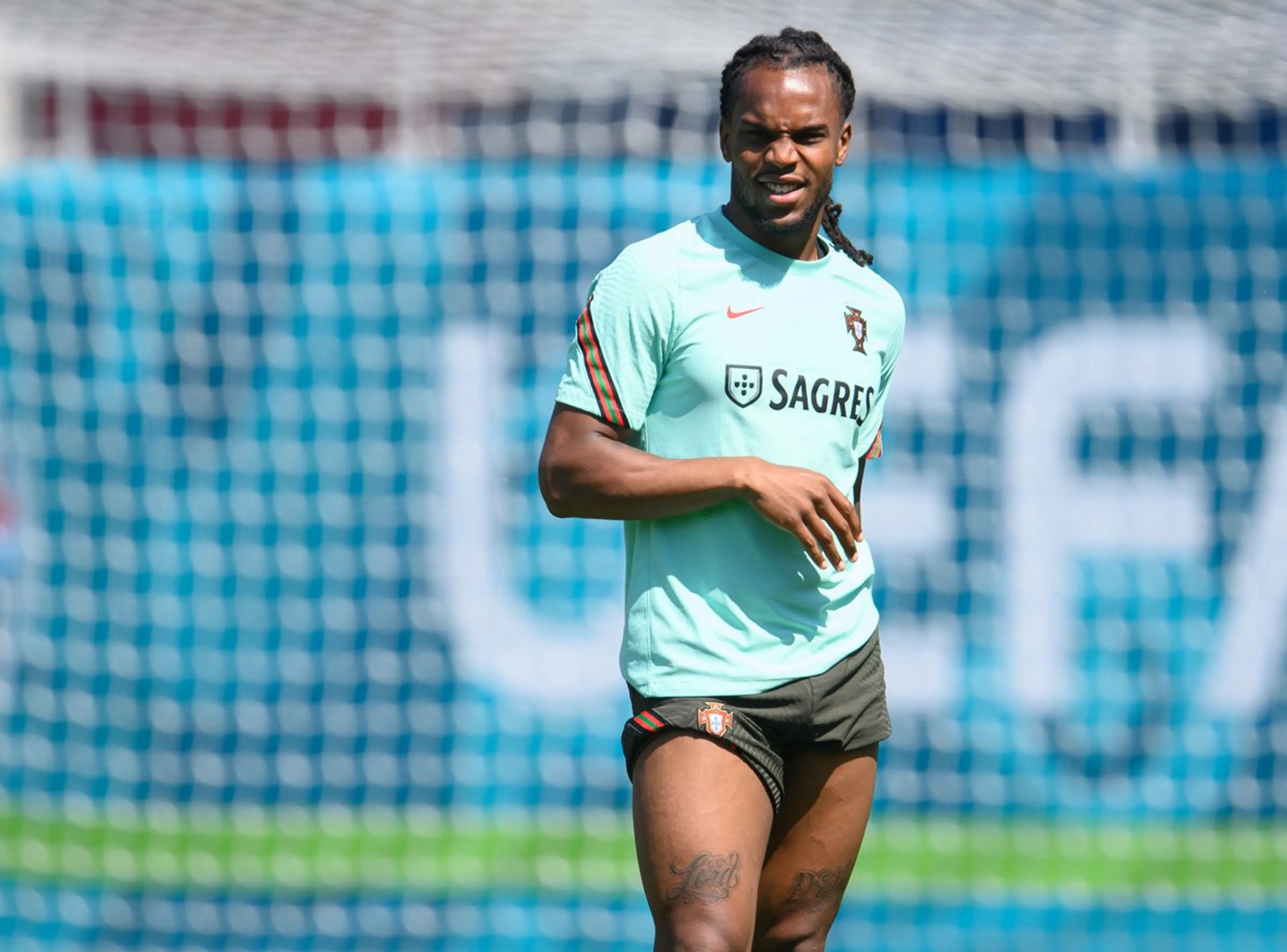 Copertina di Le confessioni hot su Renato Sanches: “Ce l’ha enorme, dovrebbe farlo vedere al mondo intero”