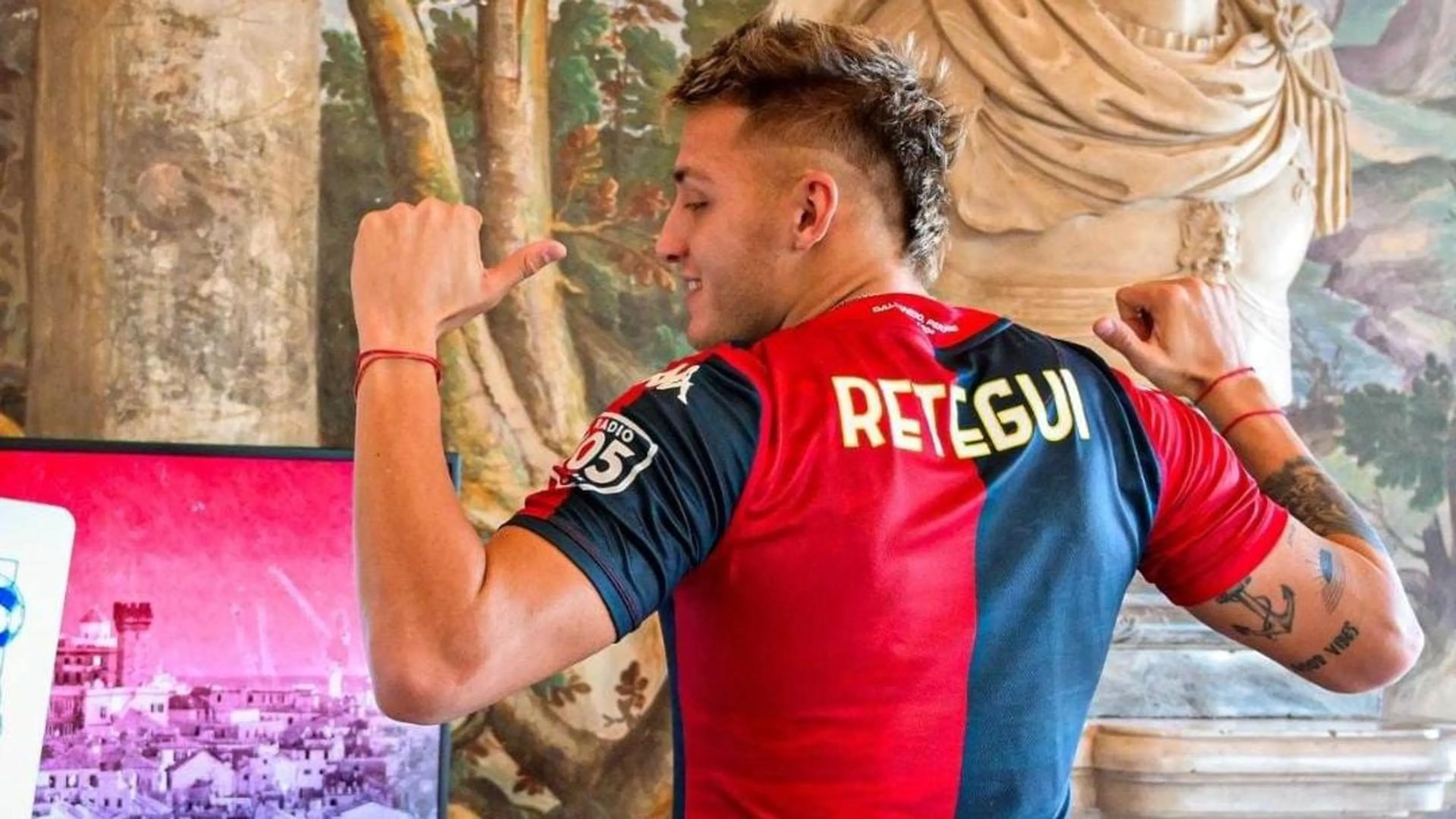 Nazionale, origini genovesi e voglia di segnare: Retegui si presenta alla Serie A