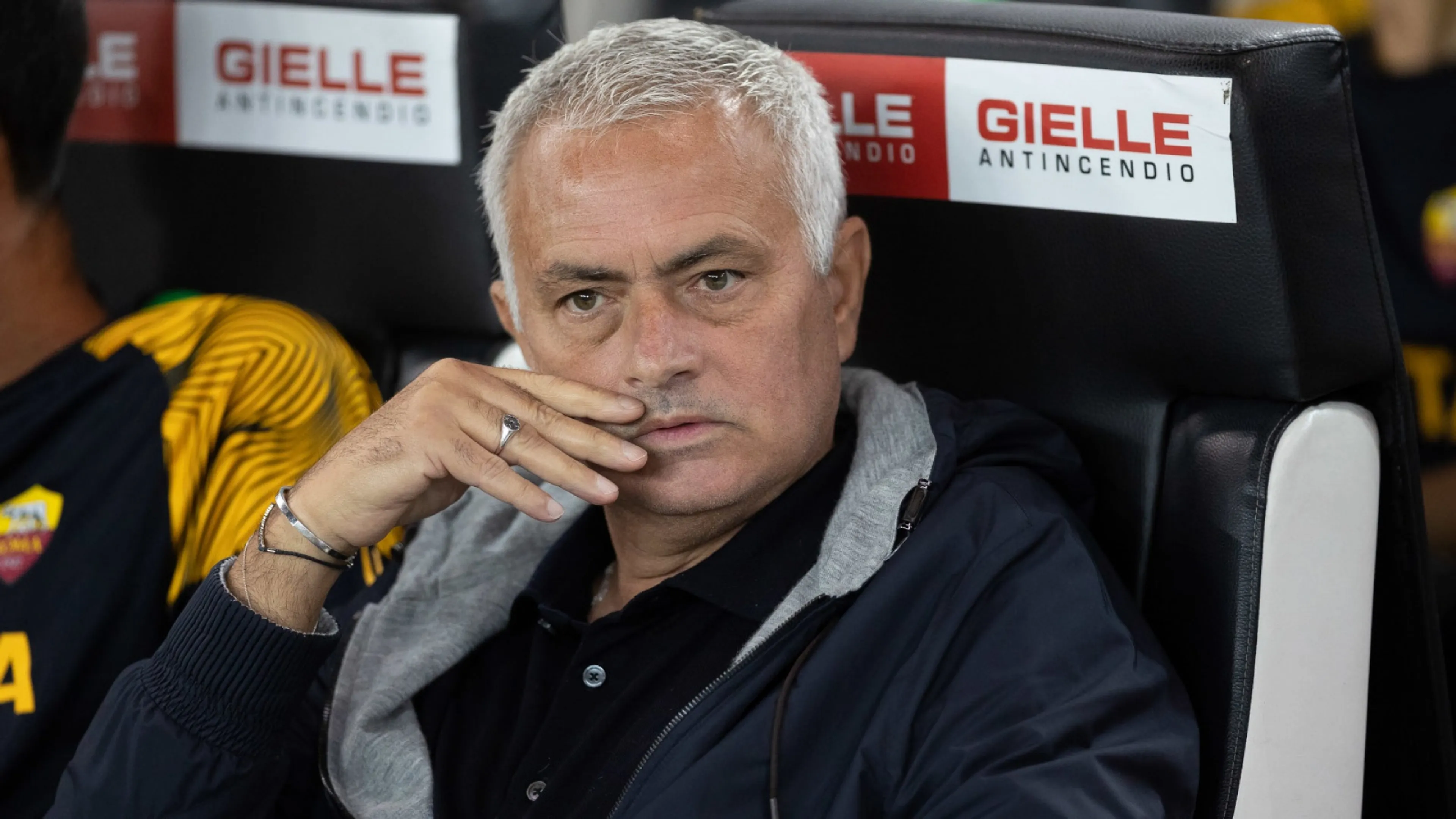 Copertina di La dura risposta di Mourinho dopo l'attacco di Ulivieri: "Una persona squalificata per calcioscommesse"