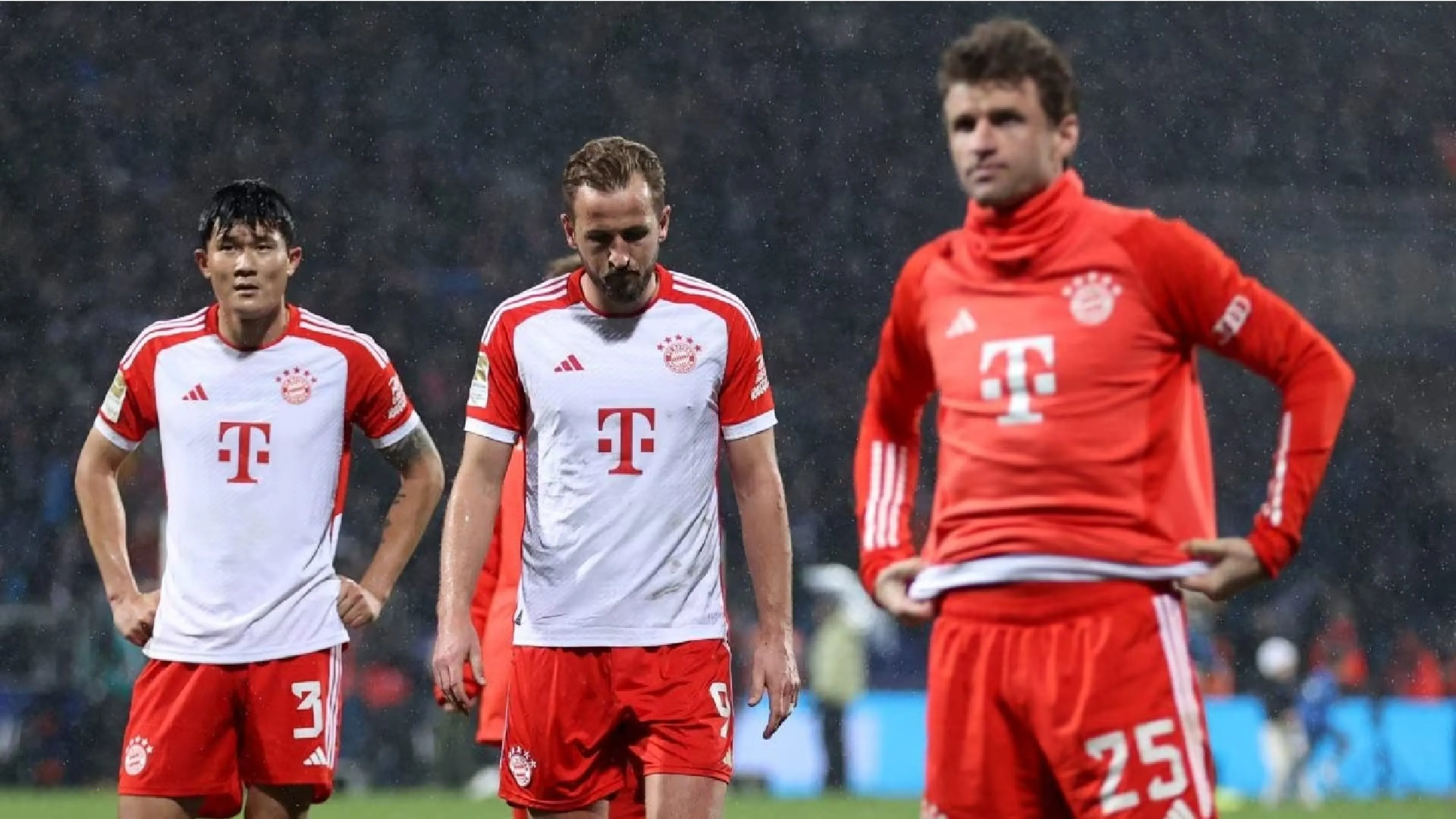 Copertina di Lo spogliatoio del Bayern Monaco è una polveriera: rissa sfiorata , interviene Neuer
