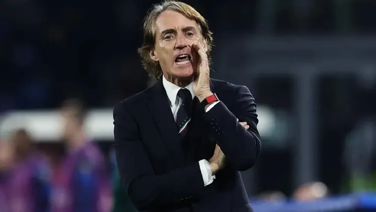 /images/r/o/b/Roberto-Mancini-CT.jpg