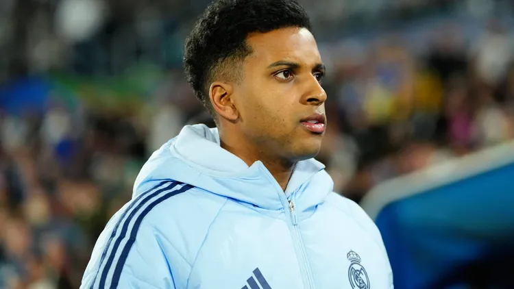 /images/r/o/d/Rodrygo-Goes-avrebbe-chiesto-la-cessione-al-Real-Madrid.jpg