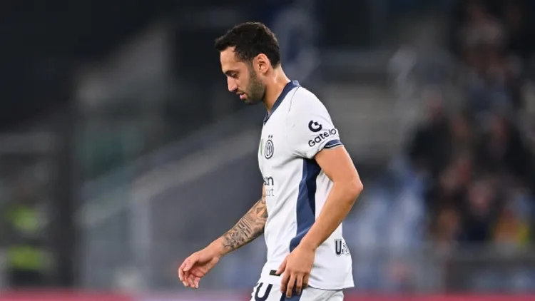 /images/r/o/m/roma-inter-infortunio-calhanoglu.jpg