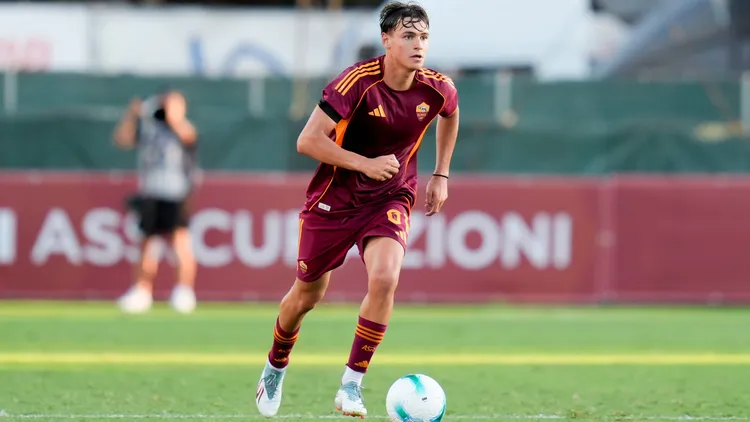 /images/r/o/m/roma-v-cannes-pre-season-friendly-niccolo-pisilli-of-as-roma-in-action-during-the-pre-season-friendly-match-between-as-roma-and-cannes-at-stadio-tre-fontane-on-july-31-2025-in-rome-italy-rome-stadio-tre-fontane-lazio-italy-copyright-xgiuseppexmaffiax-250731roma-cannesgm6233jpg_1754417980197.jpg