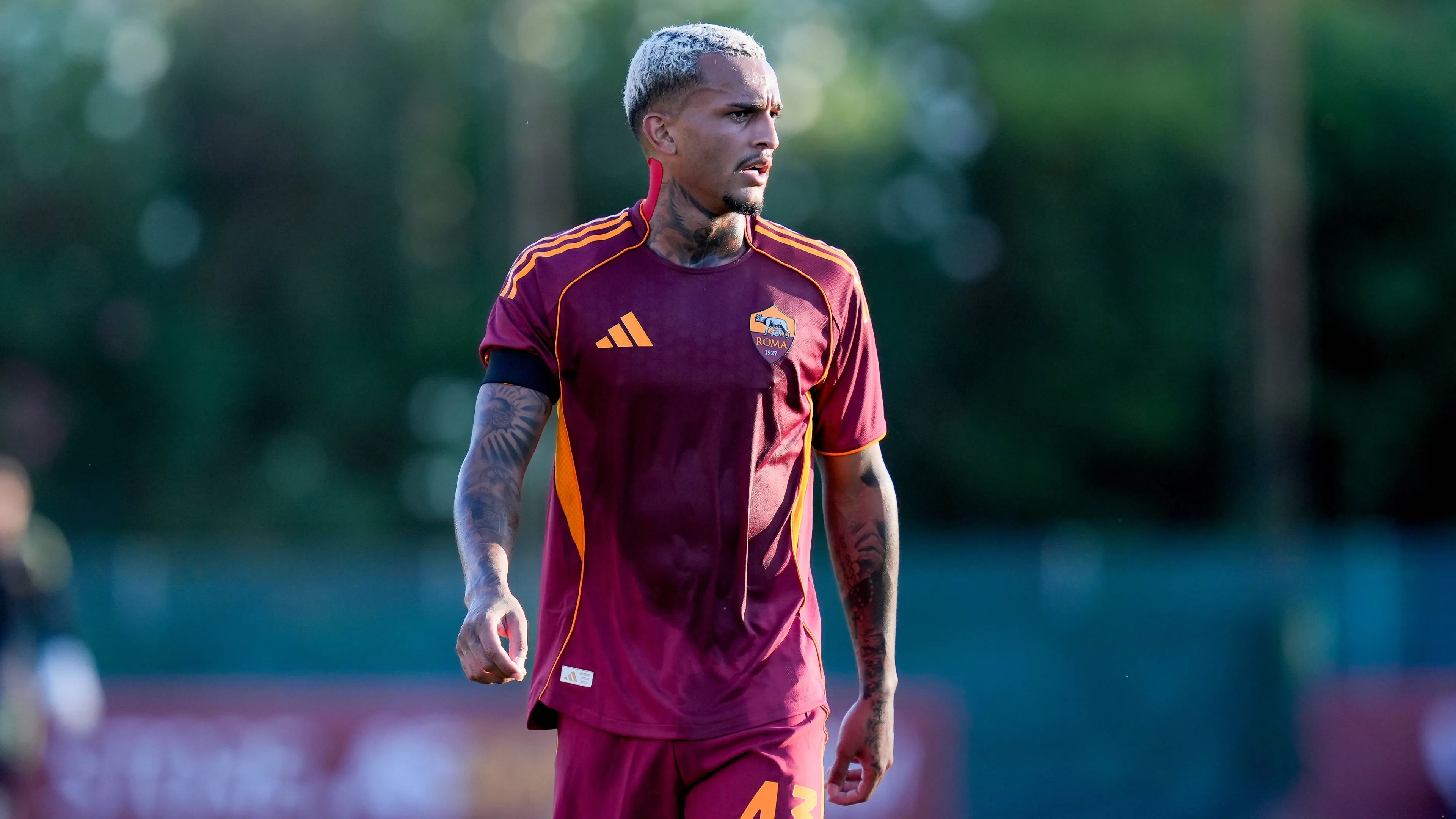 Roma, Wesley: "Durante il covid avevo smesso di giocare per fare il parcheggiatore. Alla Roma grazie a Gasp"