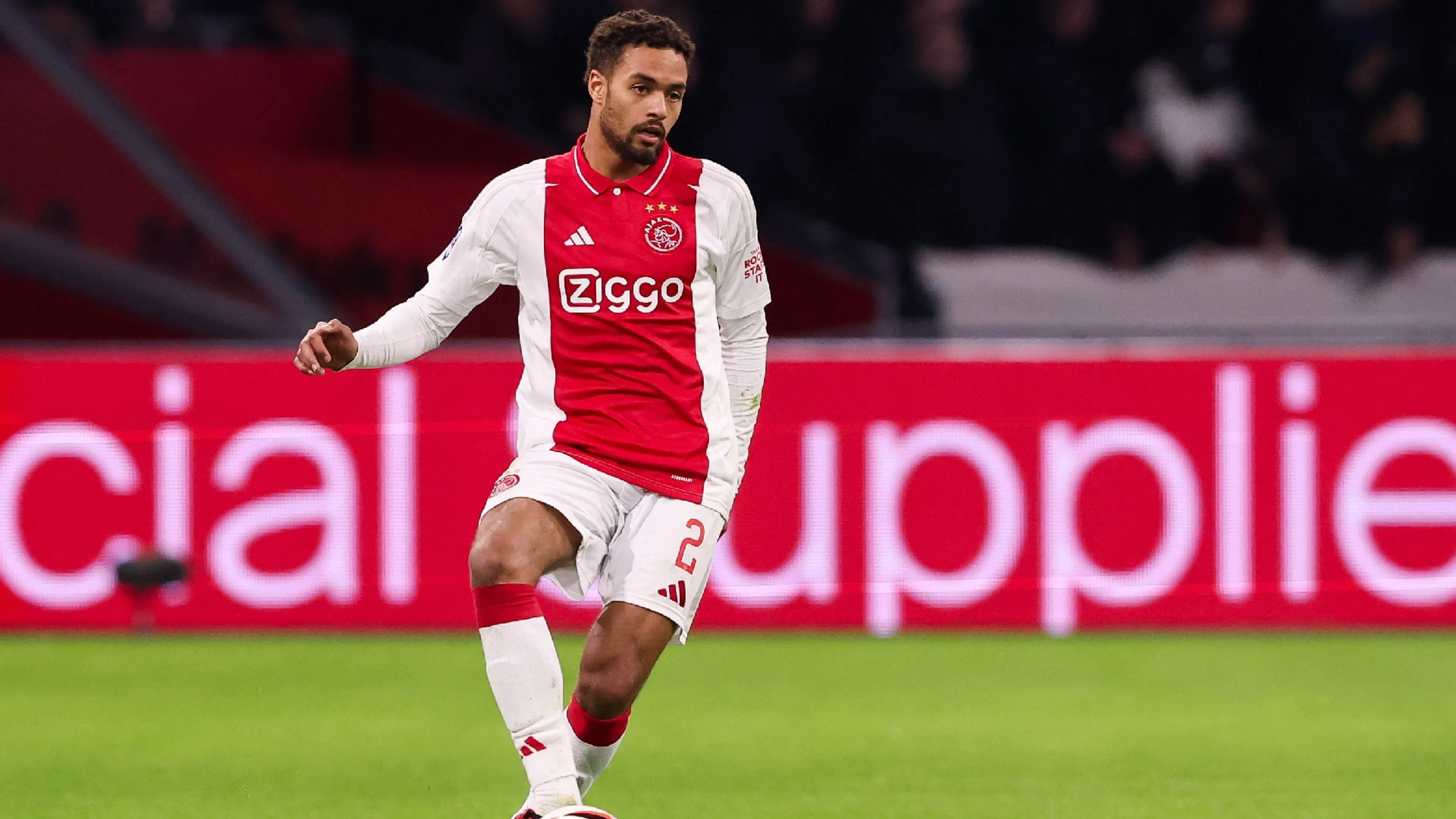 Copertina di Van Basten stronca Rensch, possibile acquisto della Roma: "Zero abilità calcistiche"