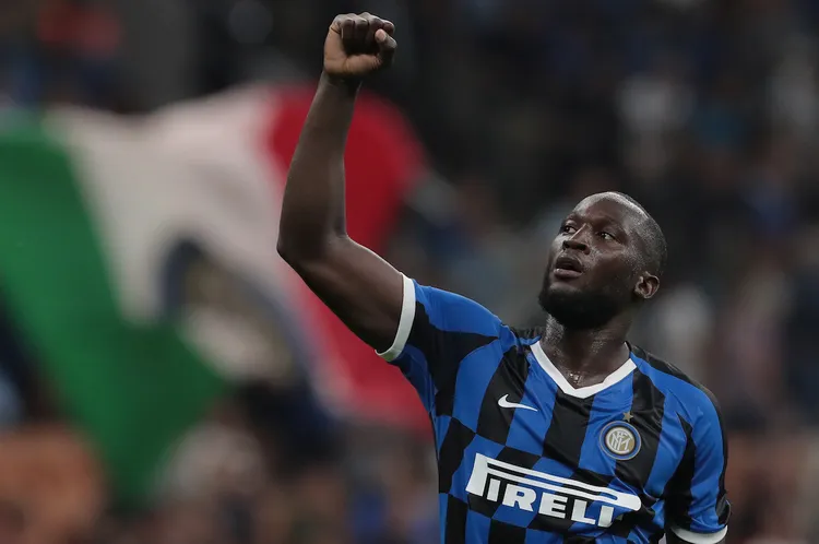 /images/r/o/m/romelu-lukaku.jpg