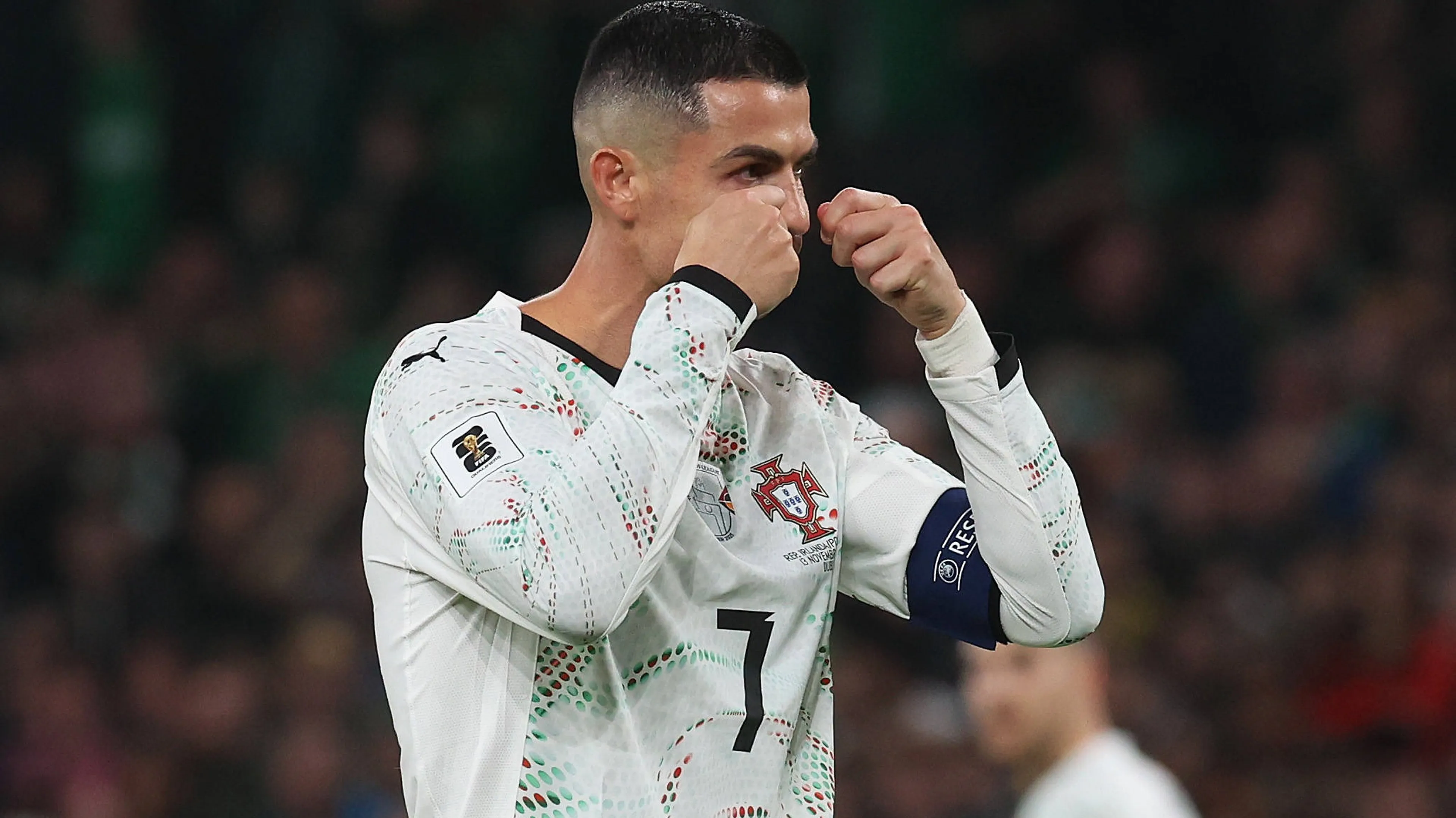 Clamoroso Cristiano Ronaldo: espulso in Irlanda-Portogallo, ora rischia la squalifica al Mondiale