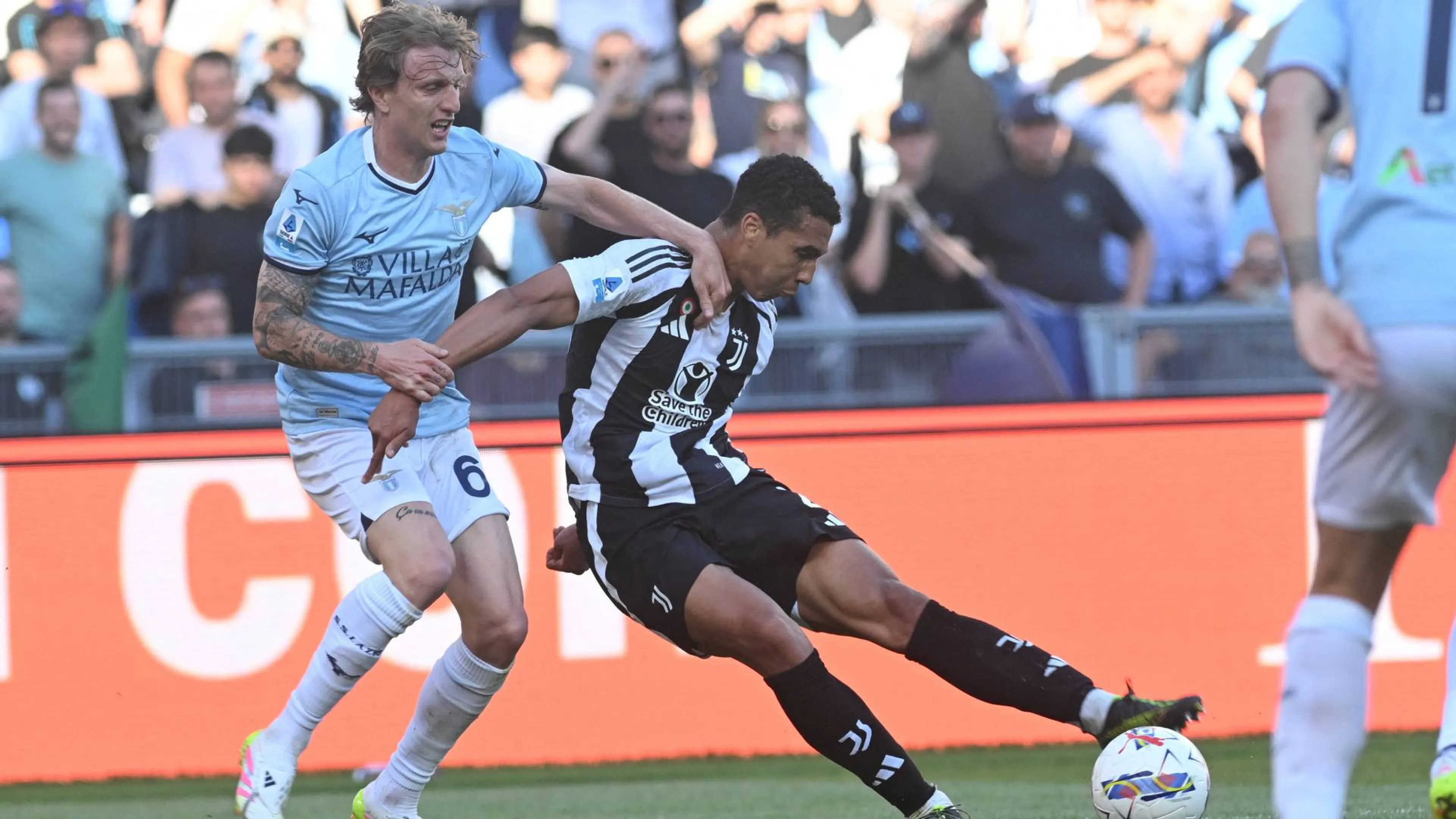 Lazio-Juventus, Rovella infuriato con Baroni? Cosa è accaduto al momento del cambio