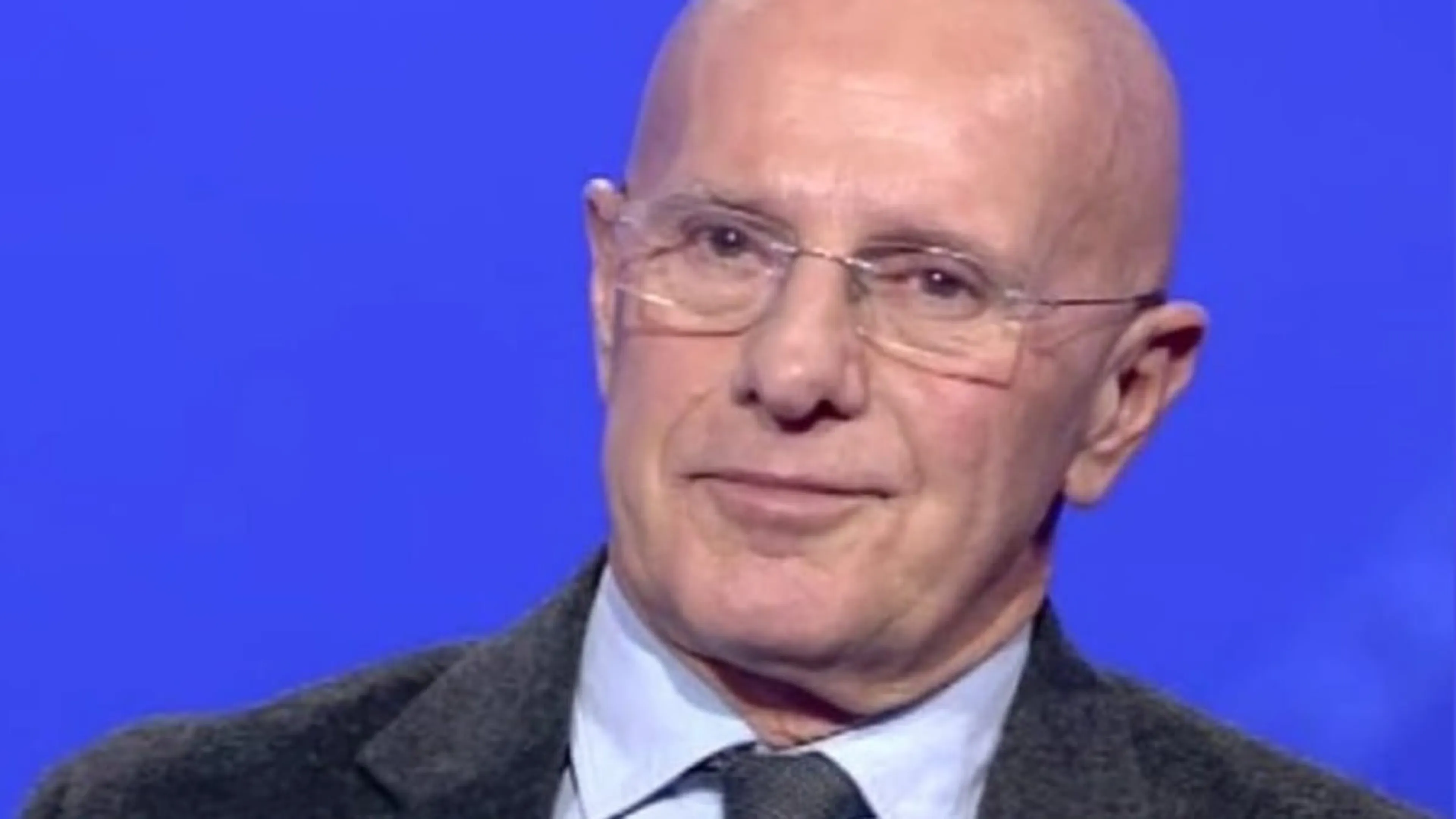 Copertina di Sacchi contrariato dallo ‘spettacolo’ offerto da Inter e Roma: “Ma la faranno un’azione?”