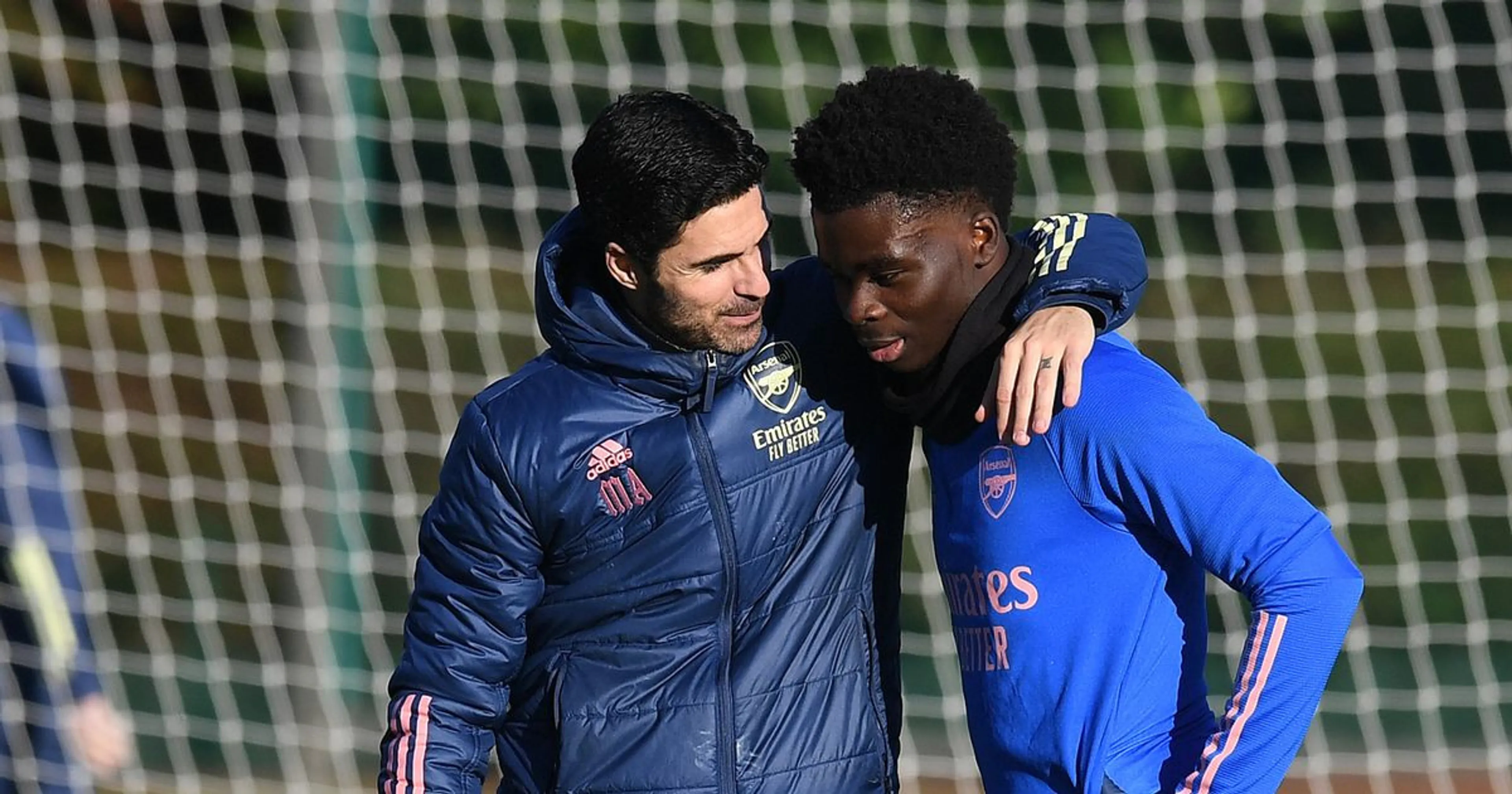 Copertina di Saka e il rigore sbagliato in finale a Euro 2020, Arteta: “Ottimo per la sua carriera”