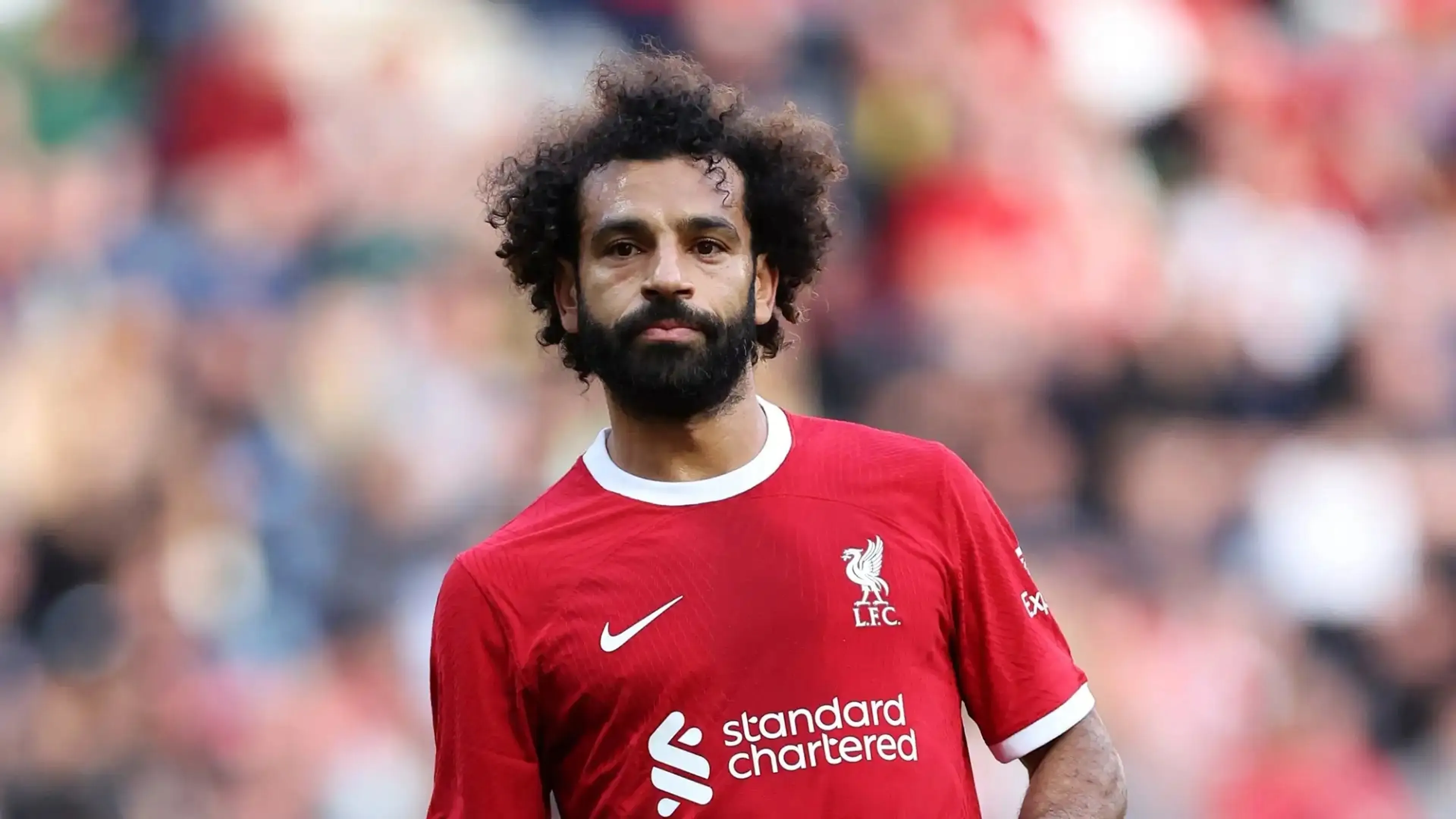 Copertina di Salah, i tifosi dell'Al Ittihad provano a convincerlo dallo stadio