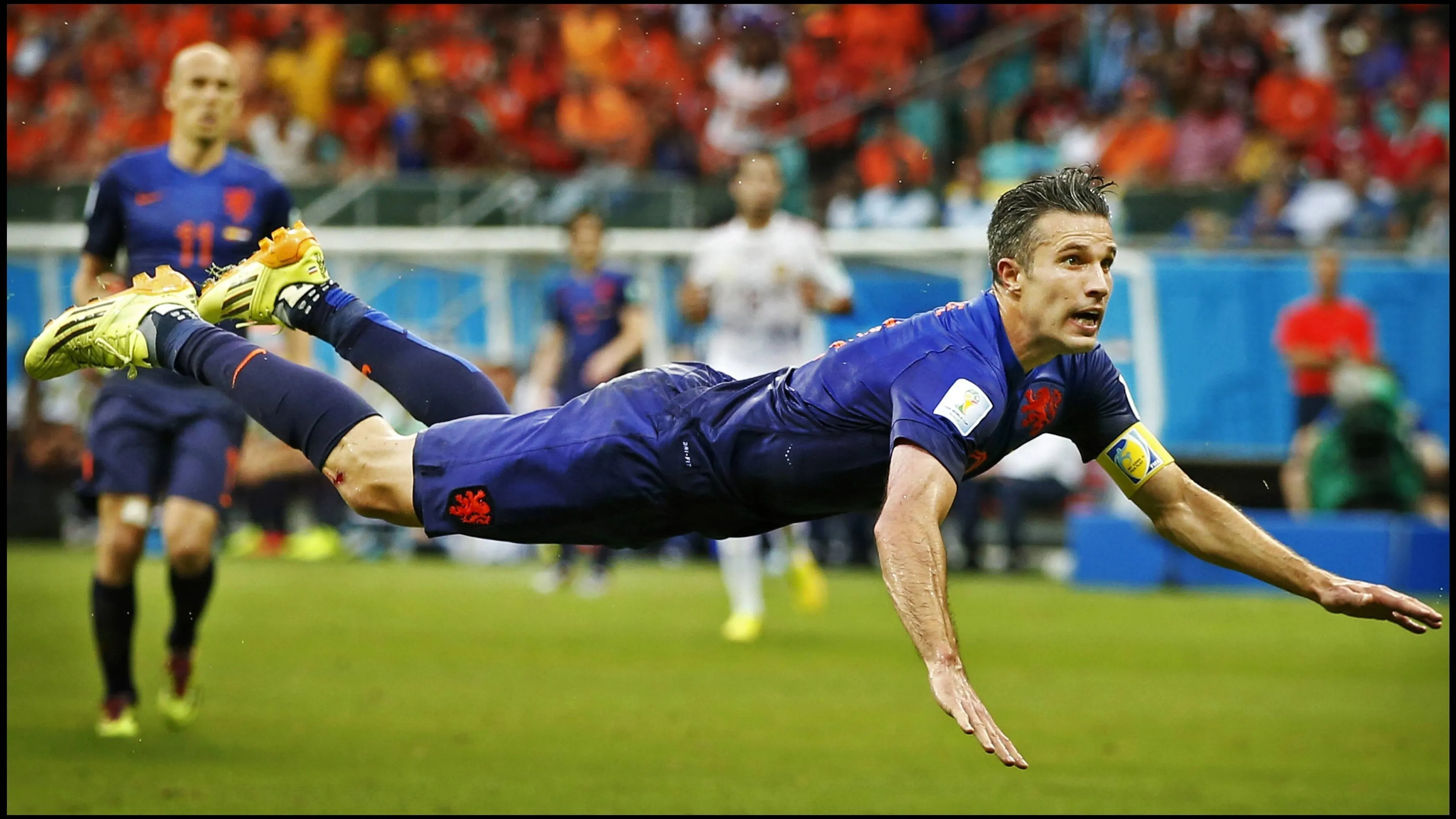 AMARCORD | 13 giugno 2014, Spagna-Olanda 1-5: il volo d'angelo di Van Persie