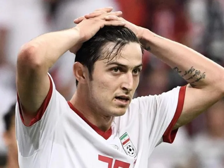 /images/s/a/r/sardar-azmoun.jpg