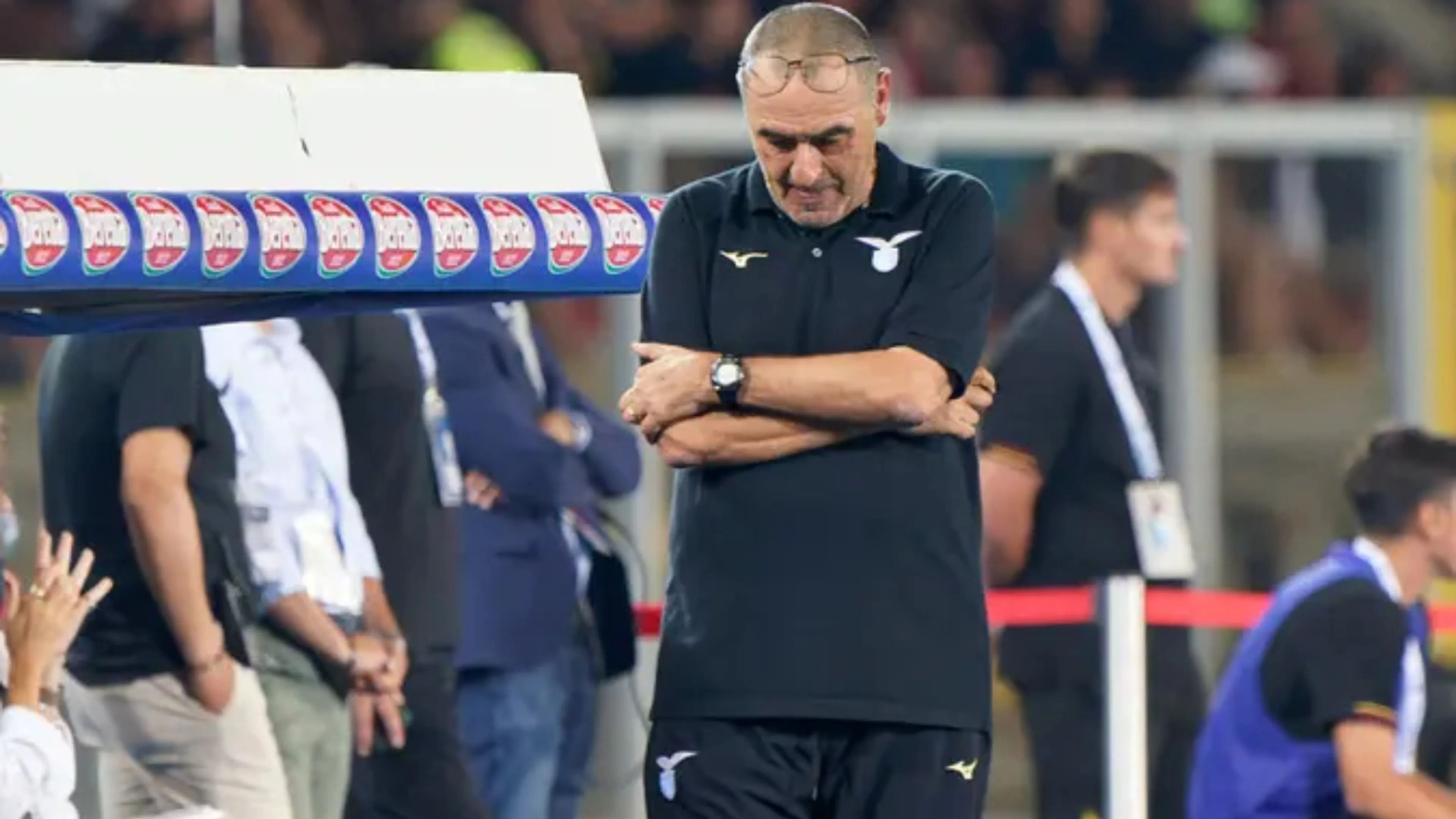 Copertina di Sarri è una furia dopo Lecce e attacca : "Ridicoli"