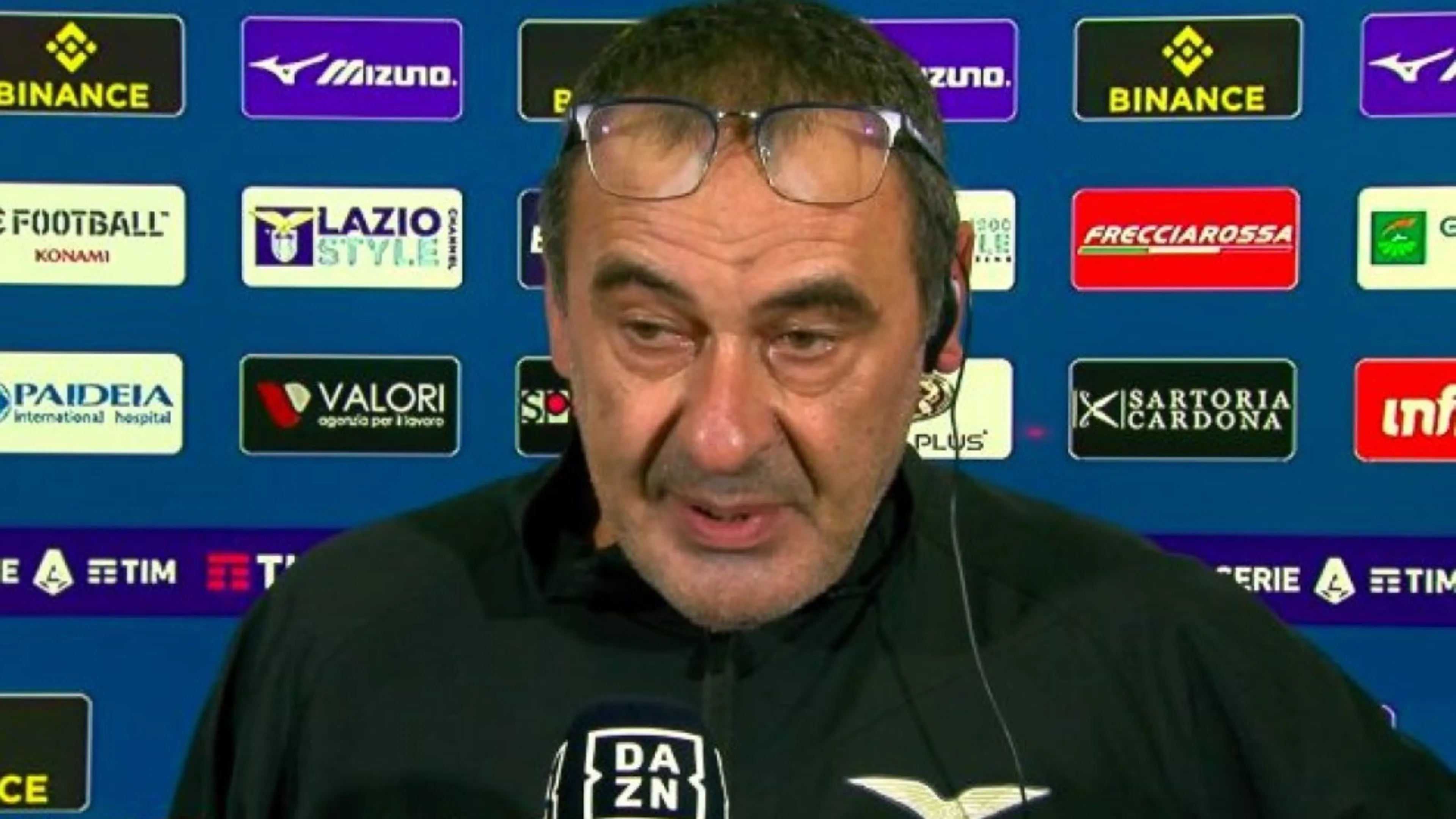 Copertina di Lazio-Roma, Sarri: "Cosa ho detto a Mourinho? Che è un rompicoglioni"