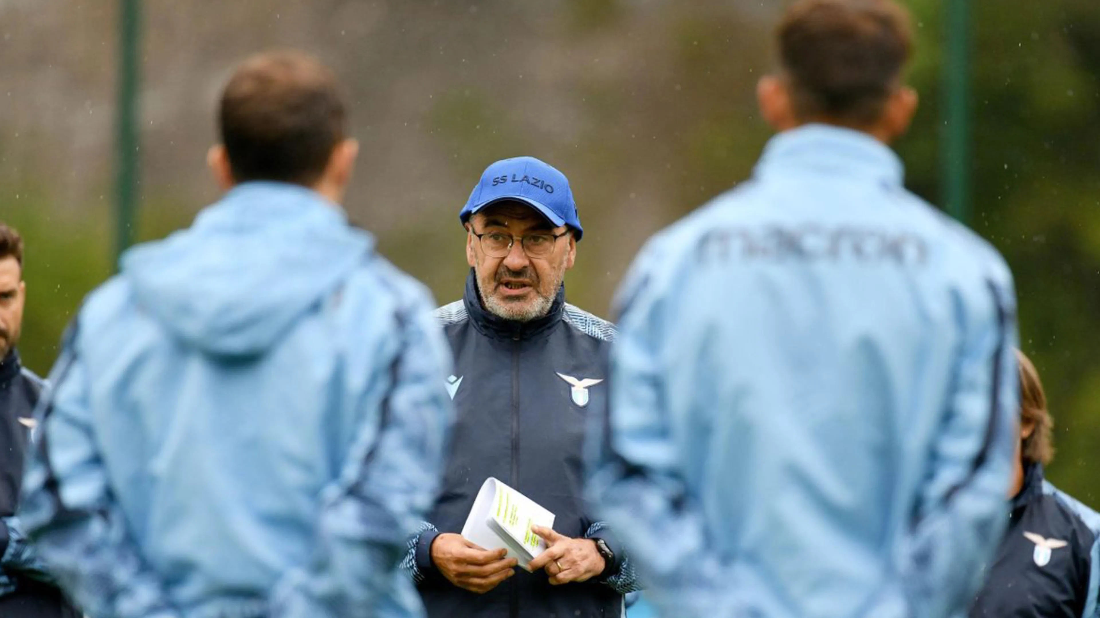 Copertina di "Sarri tradito", il Corriere svela cosa si cela dietro lo sfogo di Lotito: "Due partiti nello spogliatoio"