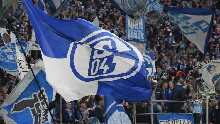 /images/s/c/h/schalke-04-fans.jpg