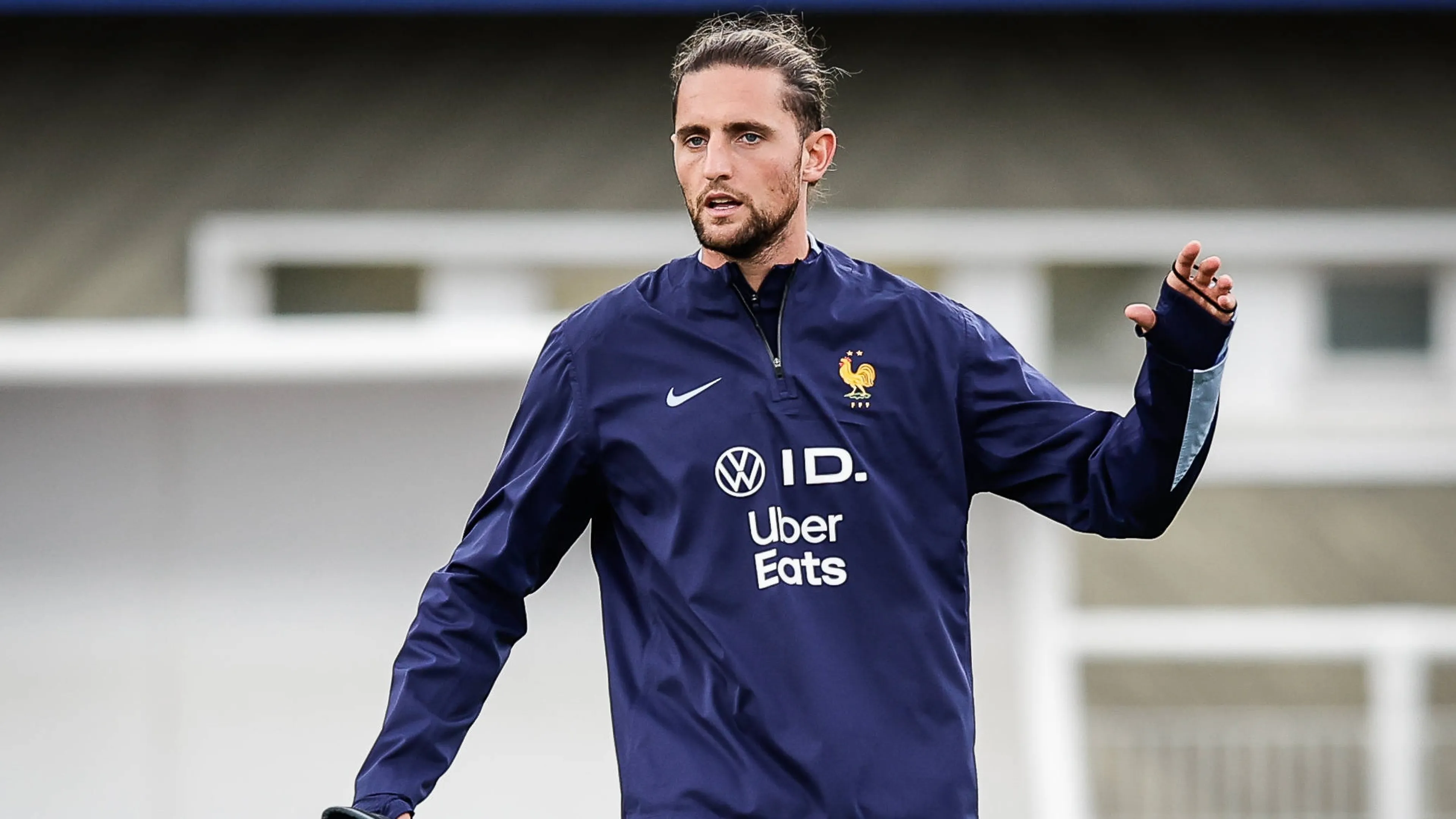 commissioni tra milan e rabiot