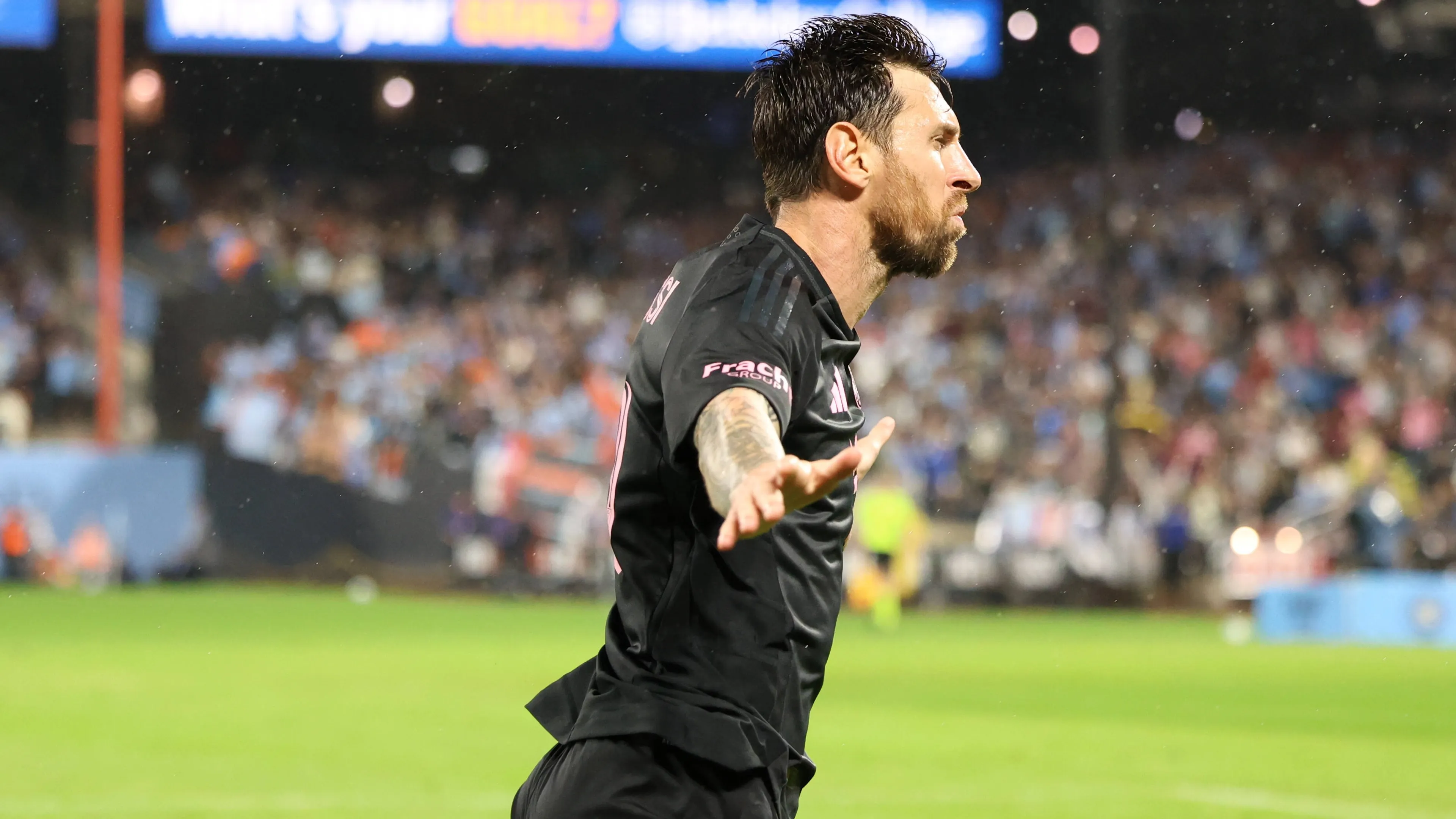 Accuse a Messi 