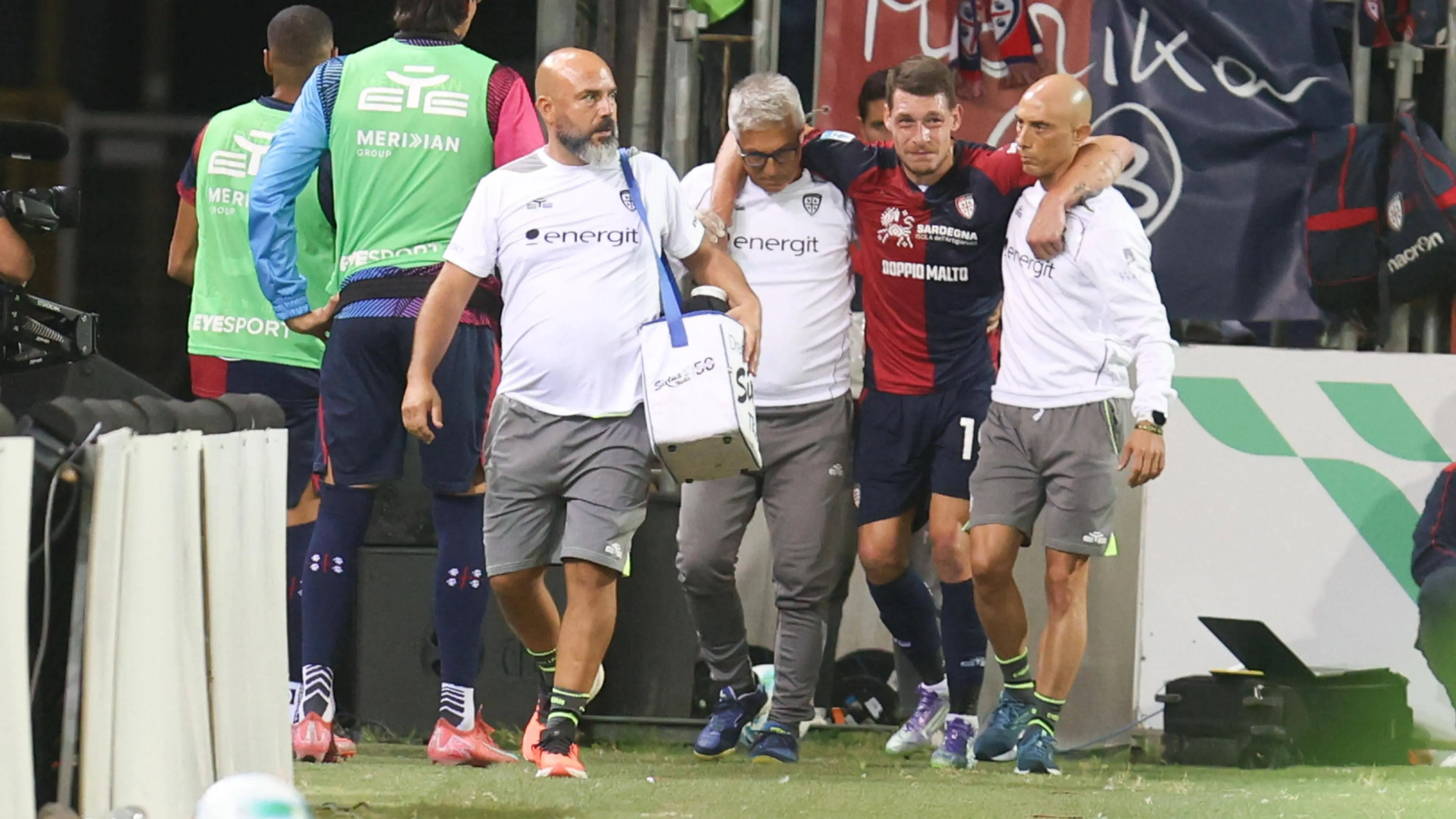 Dramma Cagliari, infortunio Belotti: è rottura del crociato e stagione finita!