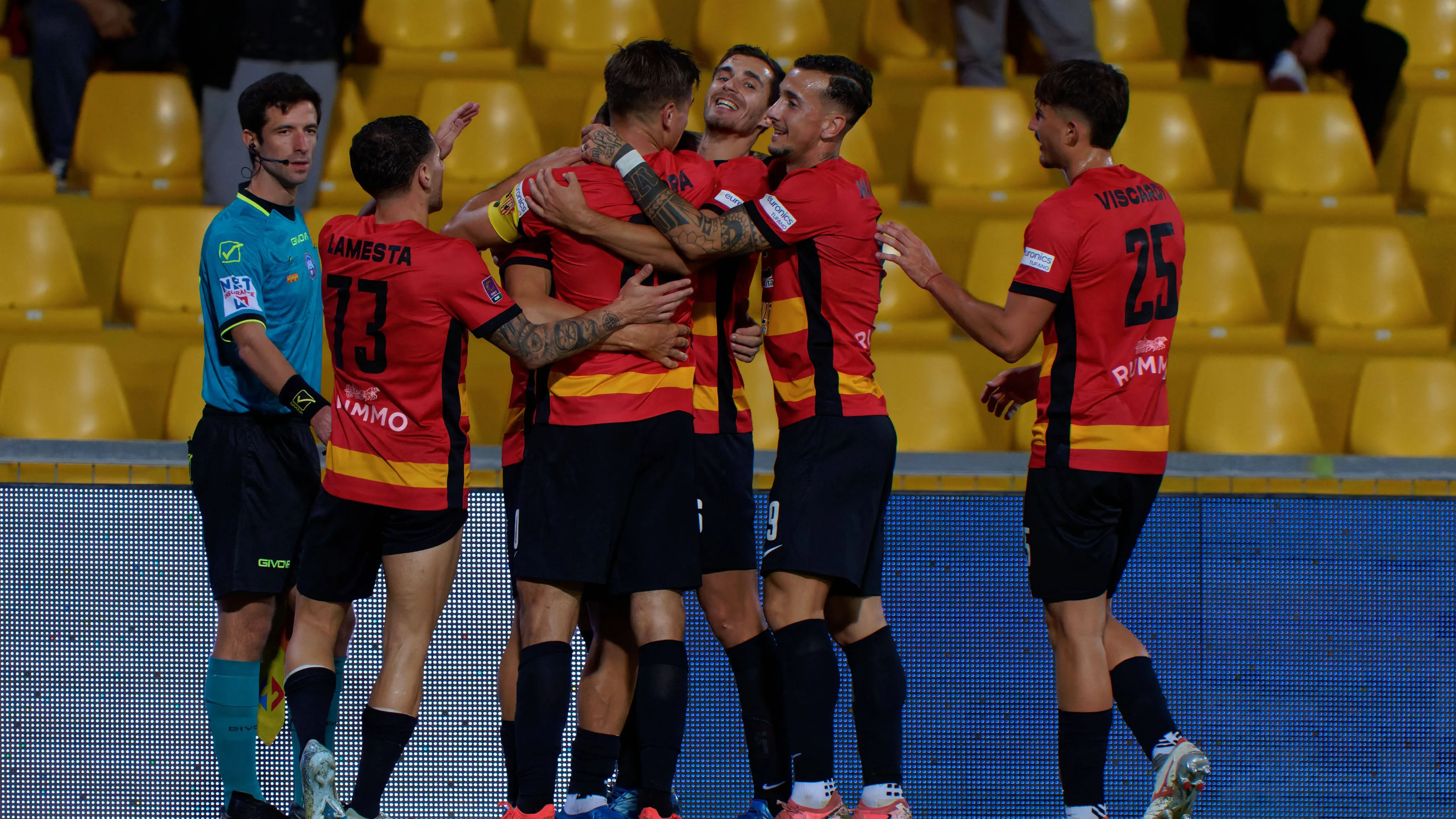 Il Benevento e l'iniziativa che piace a tutti: birra regalata ai tifosi