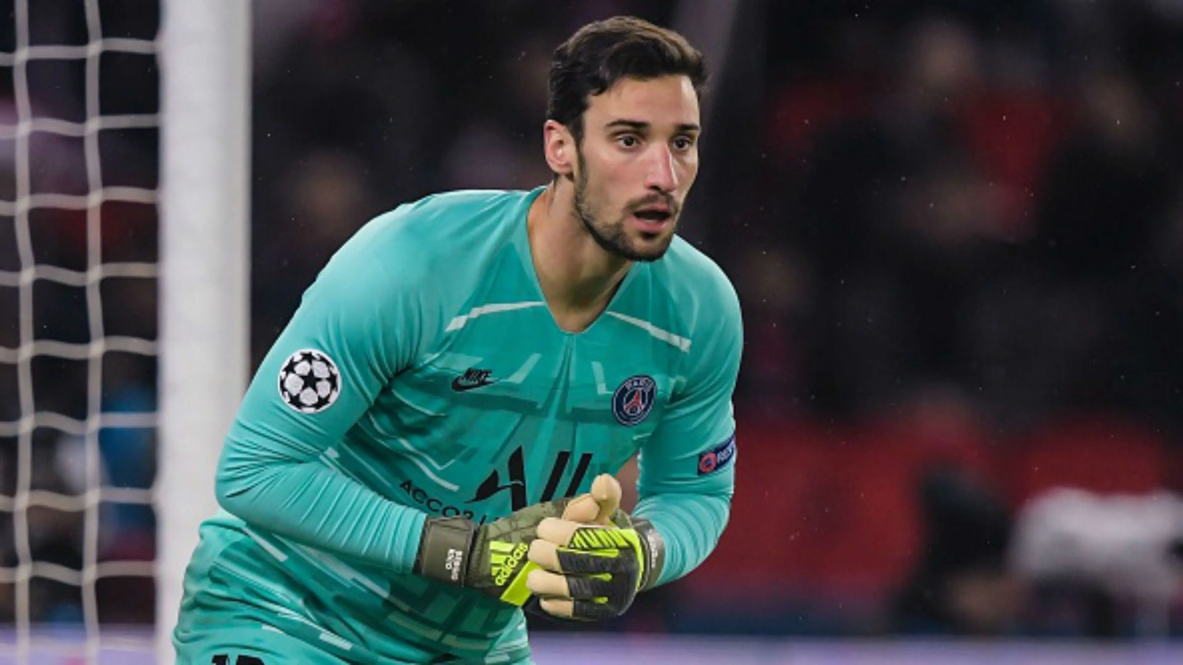 Il primo commovente messaggio di Sergio Rico dopo il risveglio