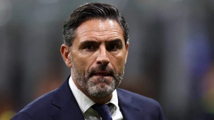/images/s/e/r/serie-a-fc-internazionale-torino-fc-davide-vagnati-director-of-of-torino-fc-looks-on-during-the-serie-a-match-beetween-fc-internazionale-and-torino-fc-at-stadio-giuseppe-meazza-on-august-25-2025-in-milan-italy-milano-stadio-giuseppe-meazza-italy-copyright-xmarcoxcanonieroxjpg_1757846272004.jpg