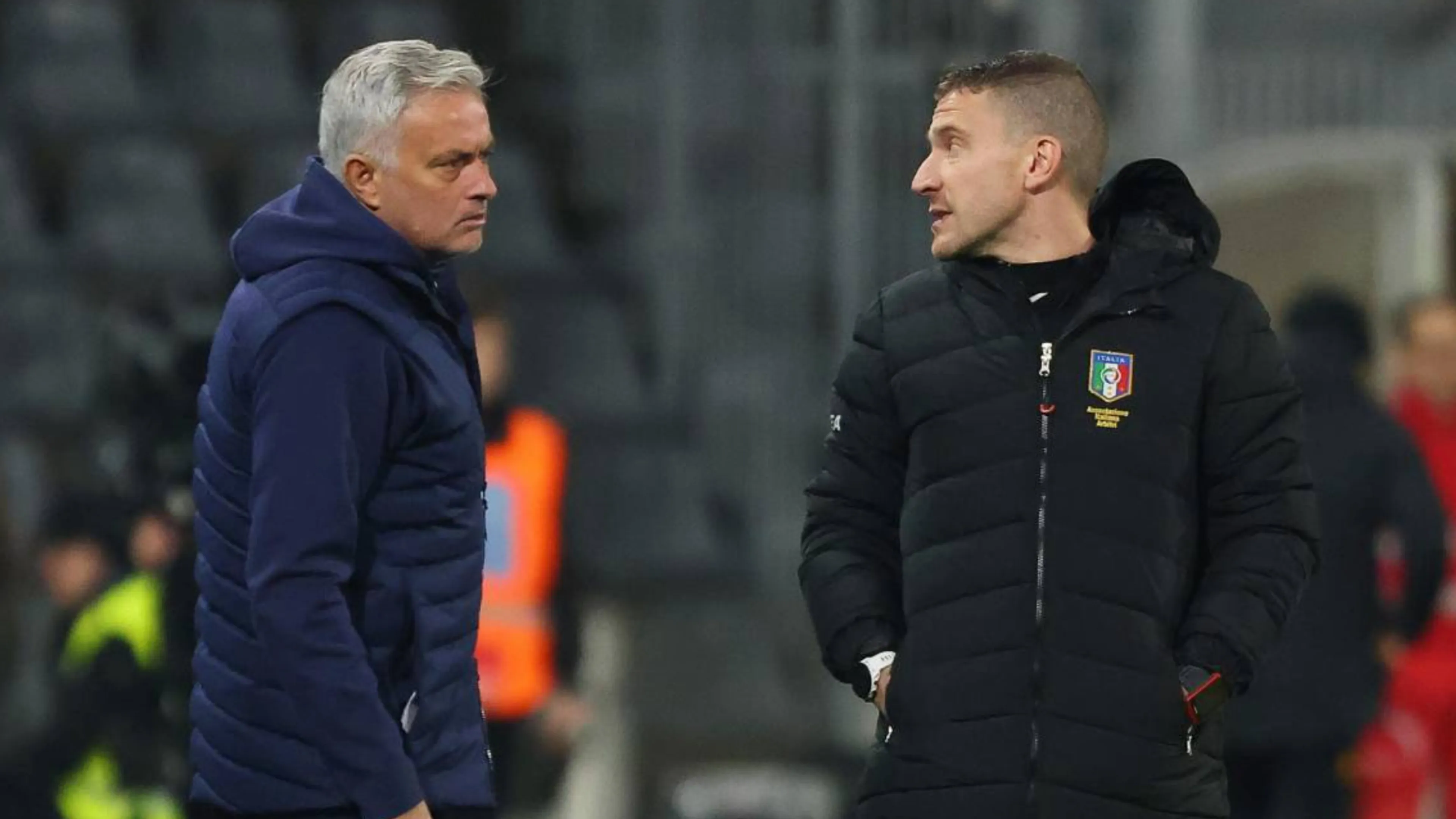 Copertina di Lite Mourinho-Serra, la Procura dà ragione al portoghese e inchioda l'arbitro
