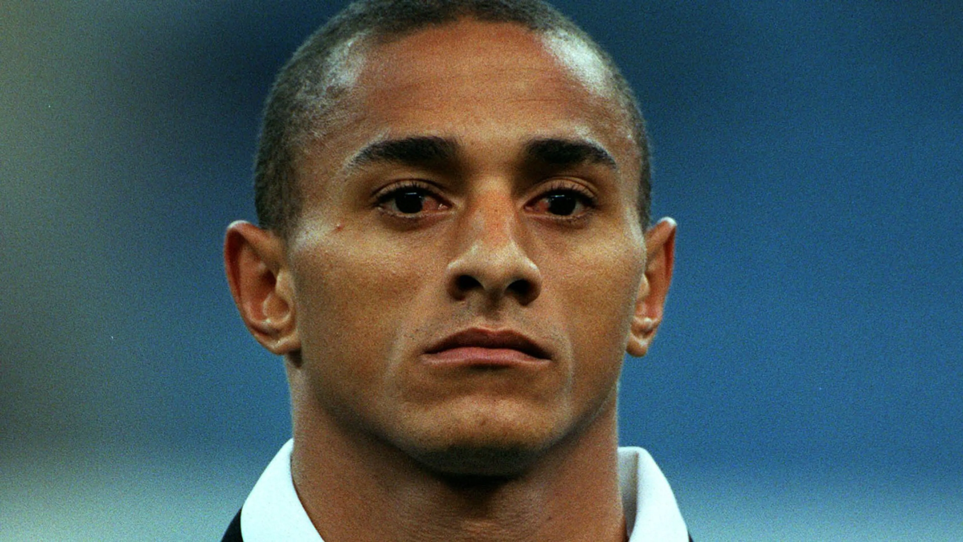 CHE FINE HANNO FATTO? La storia di Dario Silva, la stella del Cagliari costretta a lasciare il calcio dopo l’amputazione di una gamba