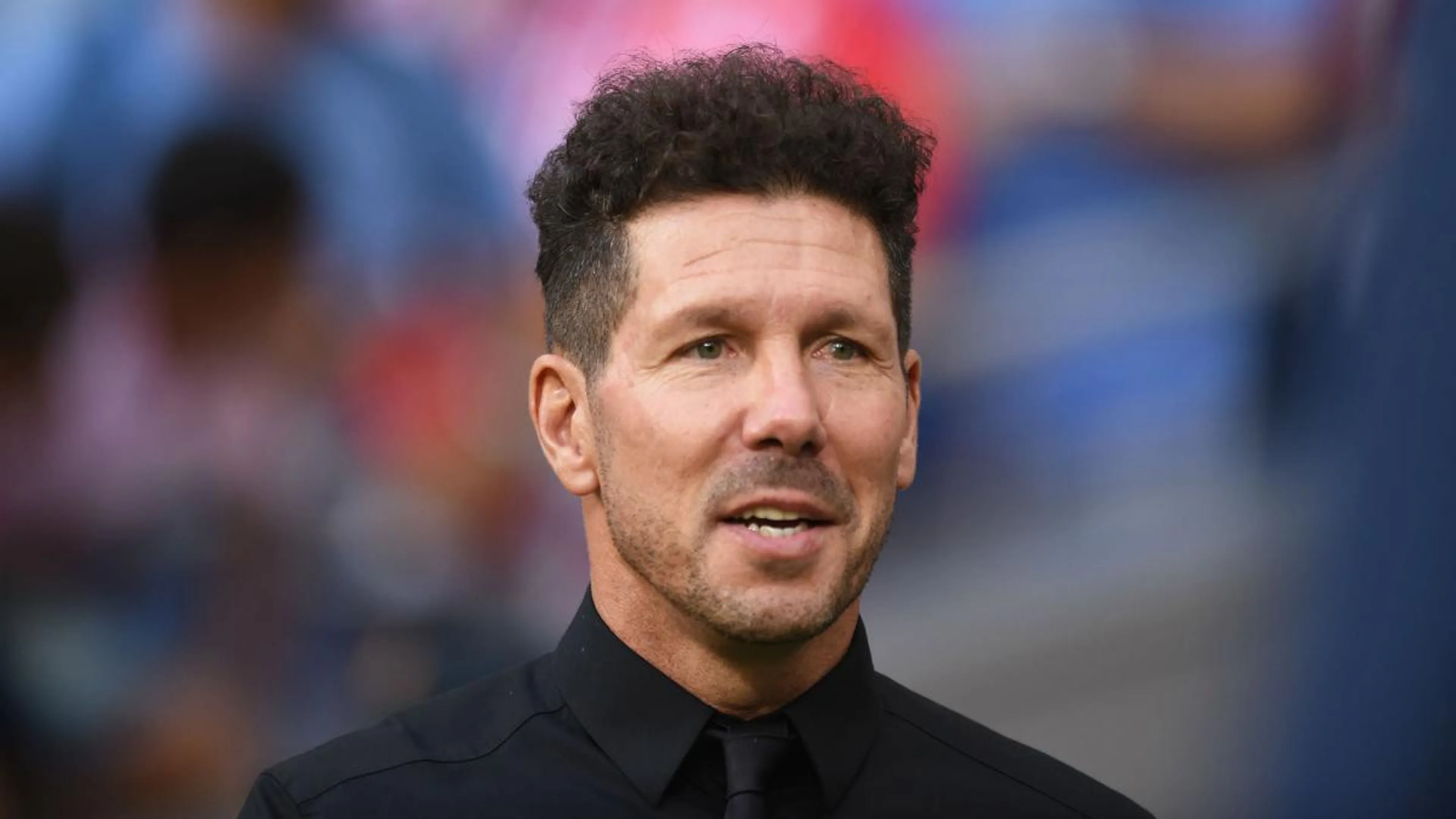 Copertina di Atletico Madrid, Simeone e il tentativo per Messi: “Ho fatto chiamare Suarez per convincerlo”