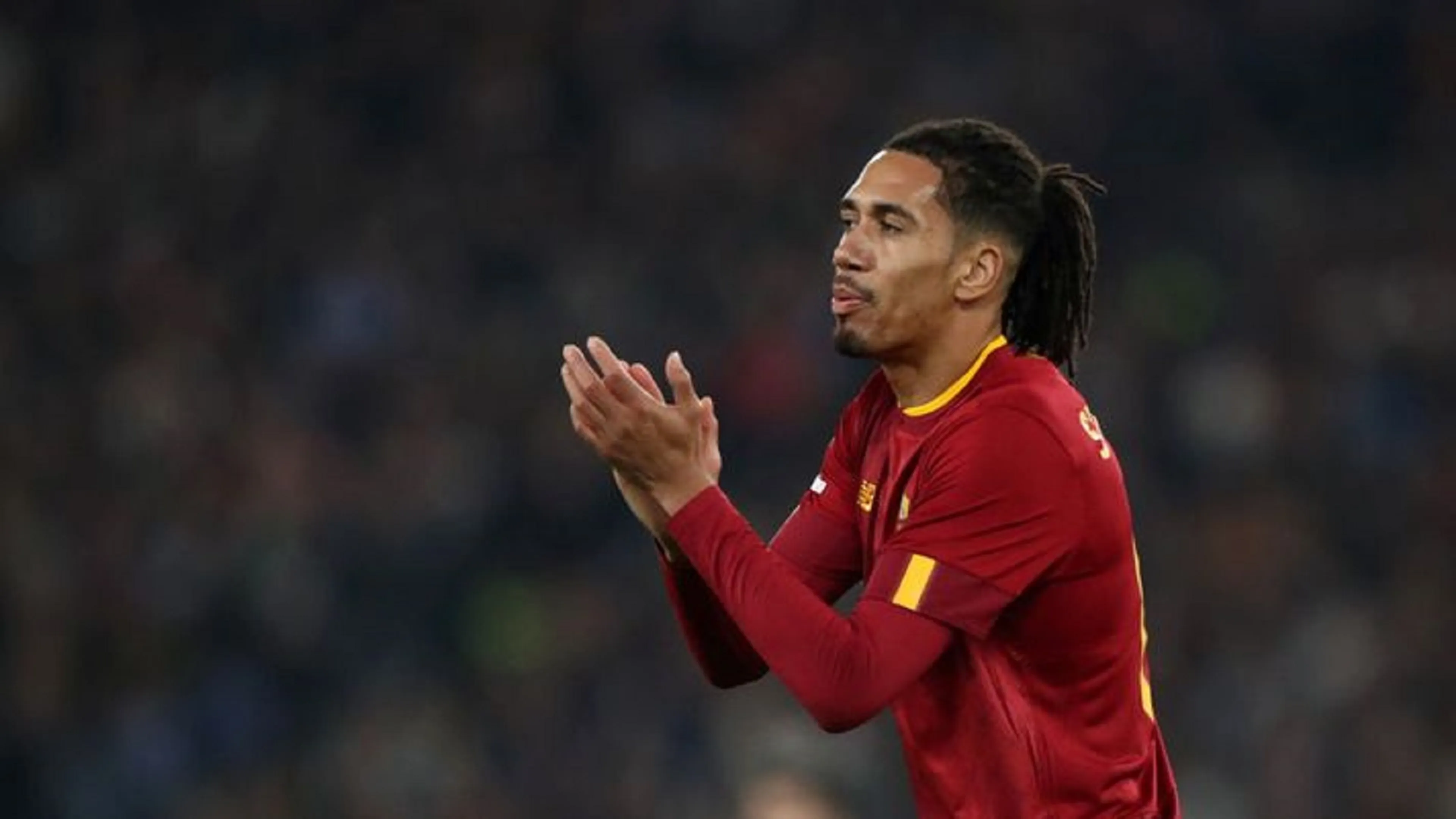 Copertina di Smalling e Wijnaldum, infortuni più gravi del previsto