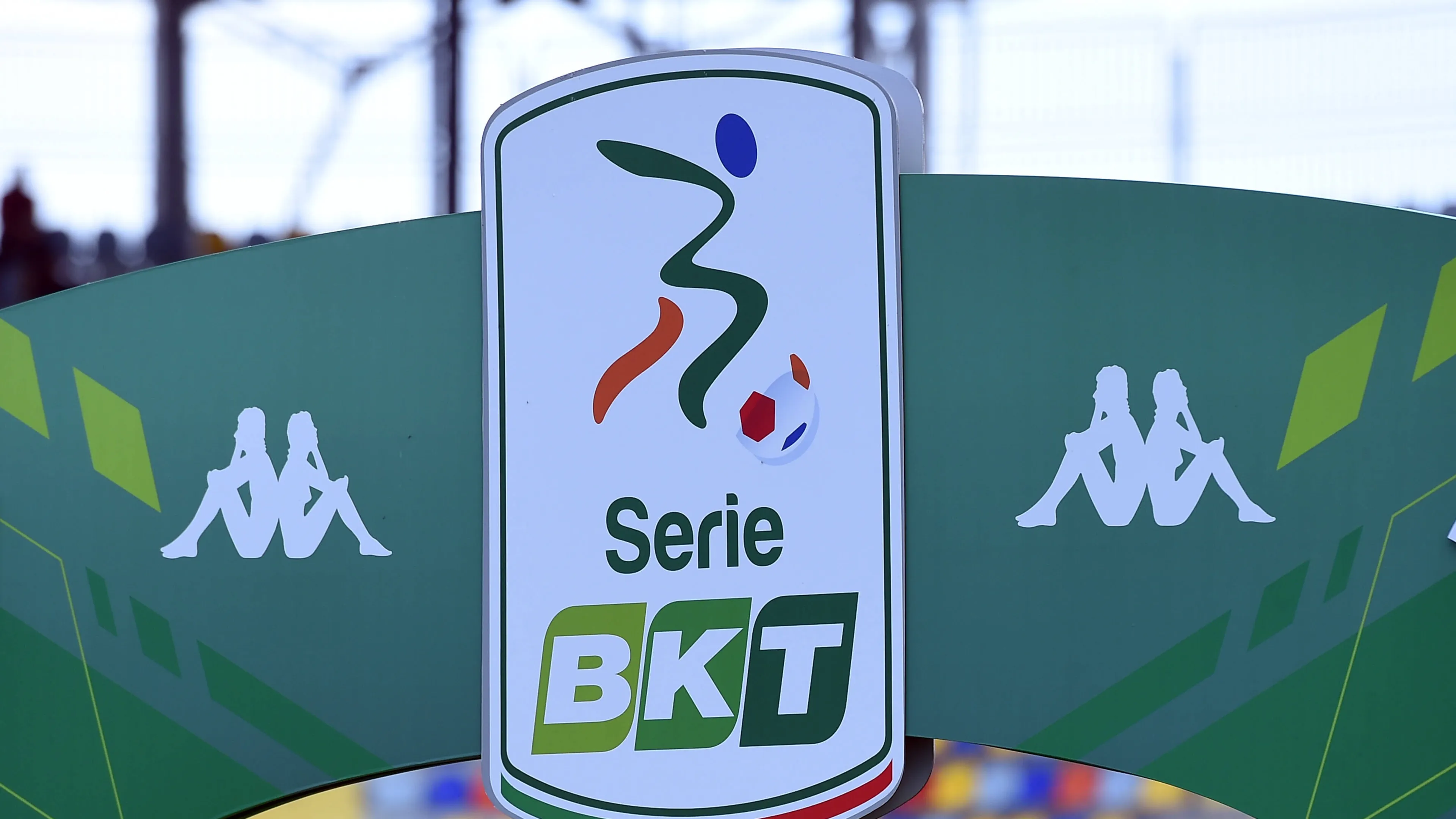 Un club di Serie B rivoluziona il mercato con FutbolJobs