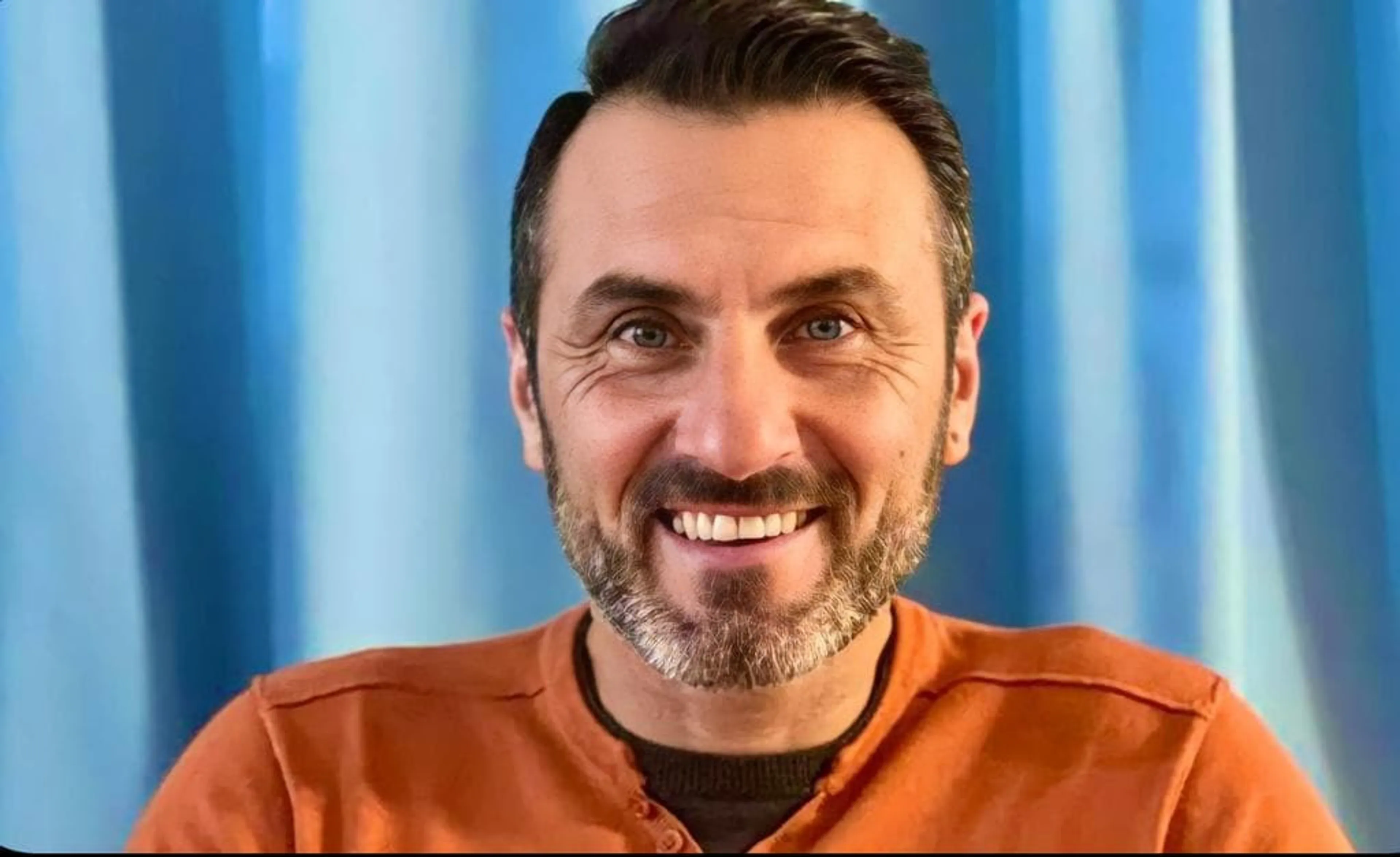 Copertina di Nuova squadra per Sossio Aruta, l’attaccante torna in campo a 51 anni