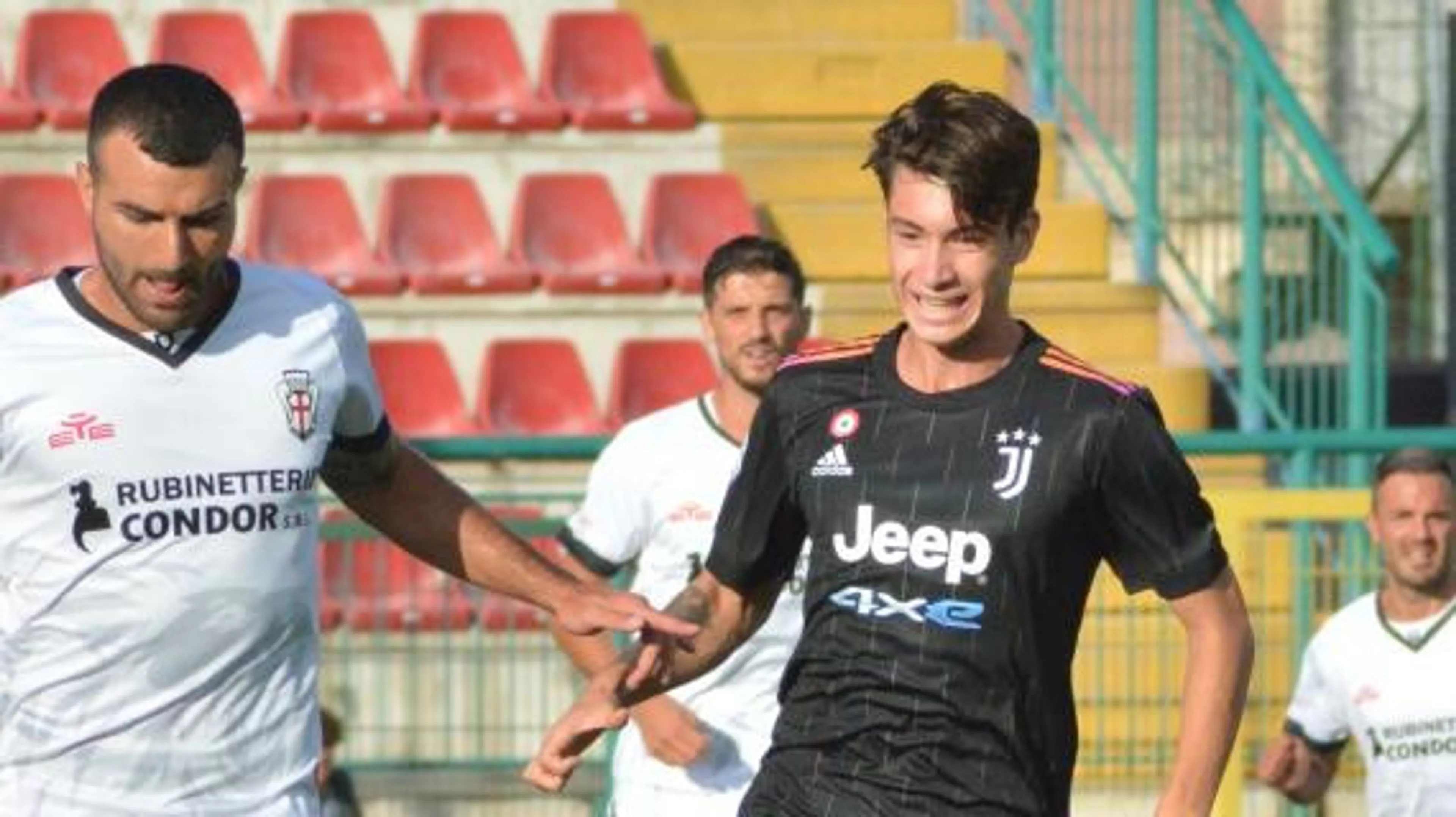 Copertina di Perché Scaloni ha convocato in nazionale Soulé della Juve U-23 con 0 minuti in A? La Gazzetta svela cosa c’è dietro…