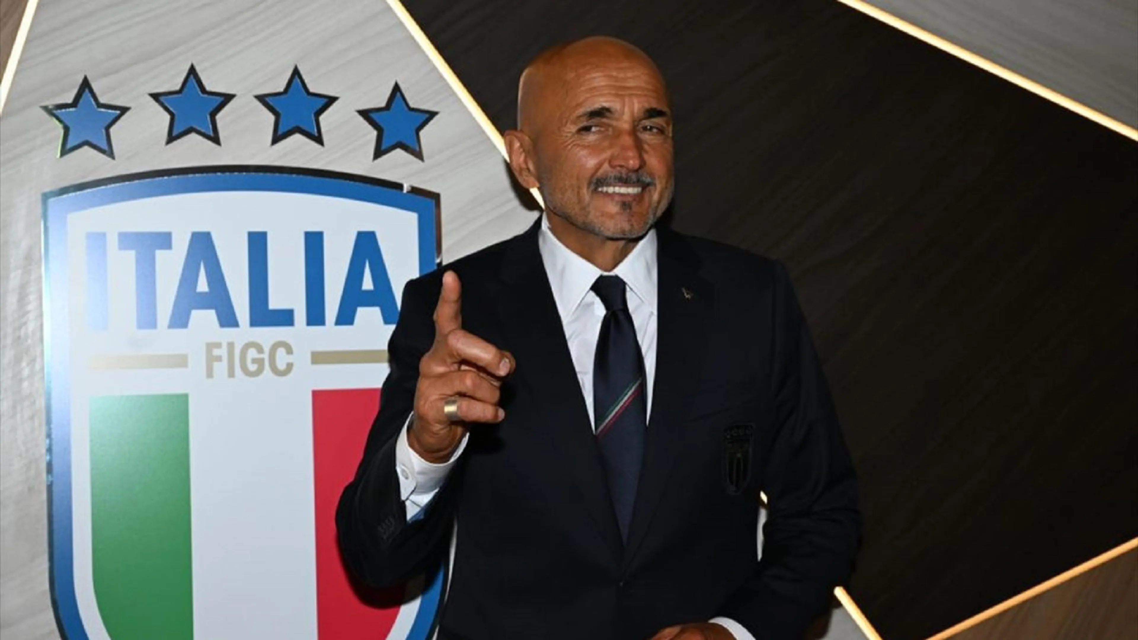 Copertina di Il Napoli non fa sconti a Spalletti: si va al Collegio arbitrale