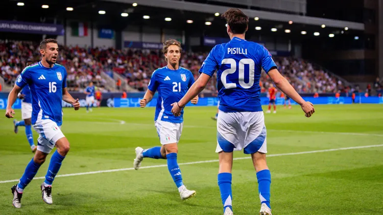 /images/s/p/a/spain-u21-u-21-italy-u21-niccolo-pisilli-of-italy-celebrates-a-goal-during-the-uefa-european-under-21-championship-2025-group-a-football-match-between-spain-u21-and-italy-u21-city-arena-stadium-trnava-slovakia-june-17-2025-photo-by-branislav-racko-copyright-xx-brr2019jpg_1750271652415.jpg
