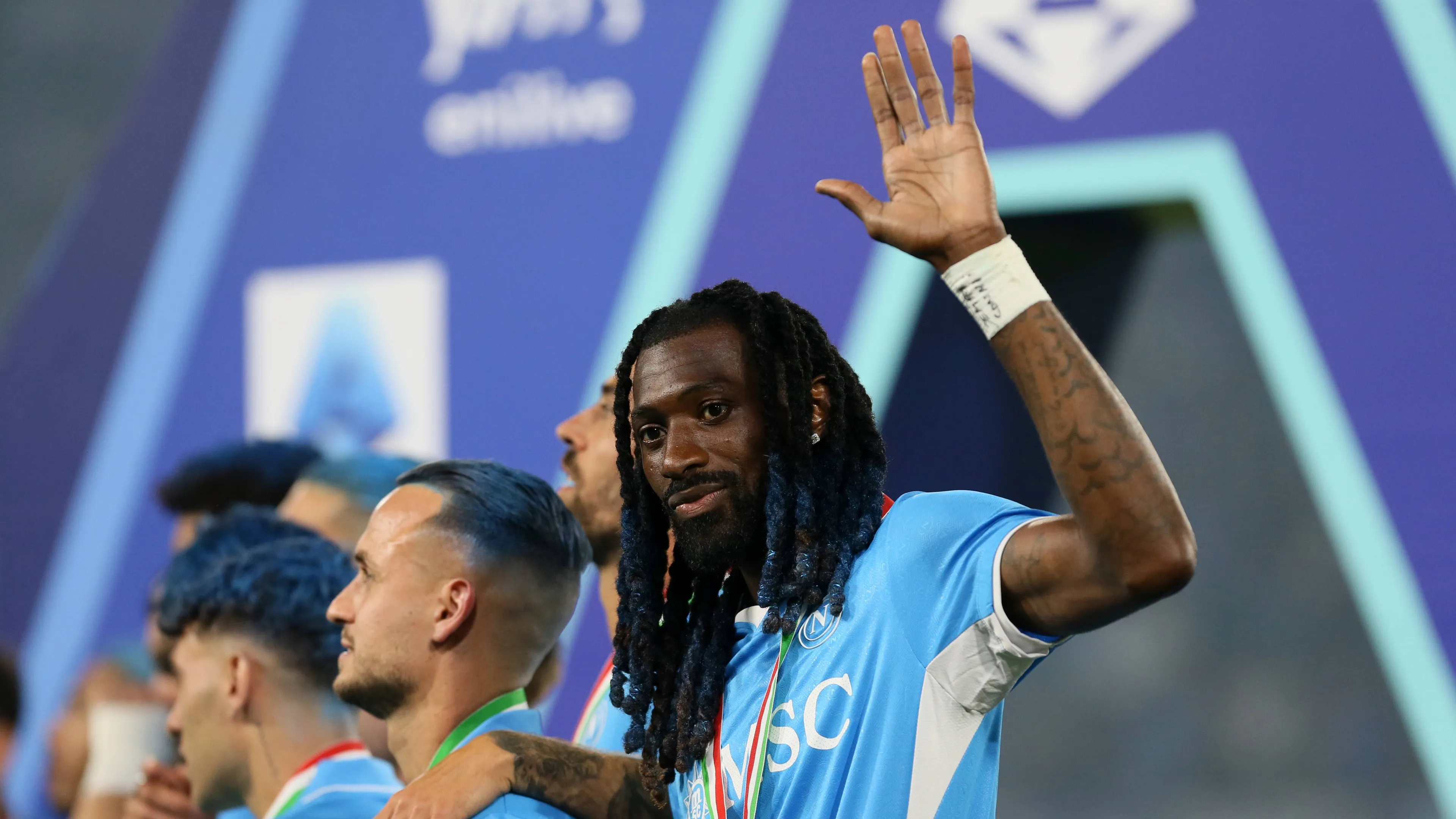 Calciomercato Napoli, rifiutato il primo assalto per un titolarissimo: ecco cosa succede con Anguissa