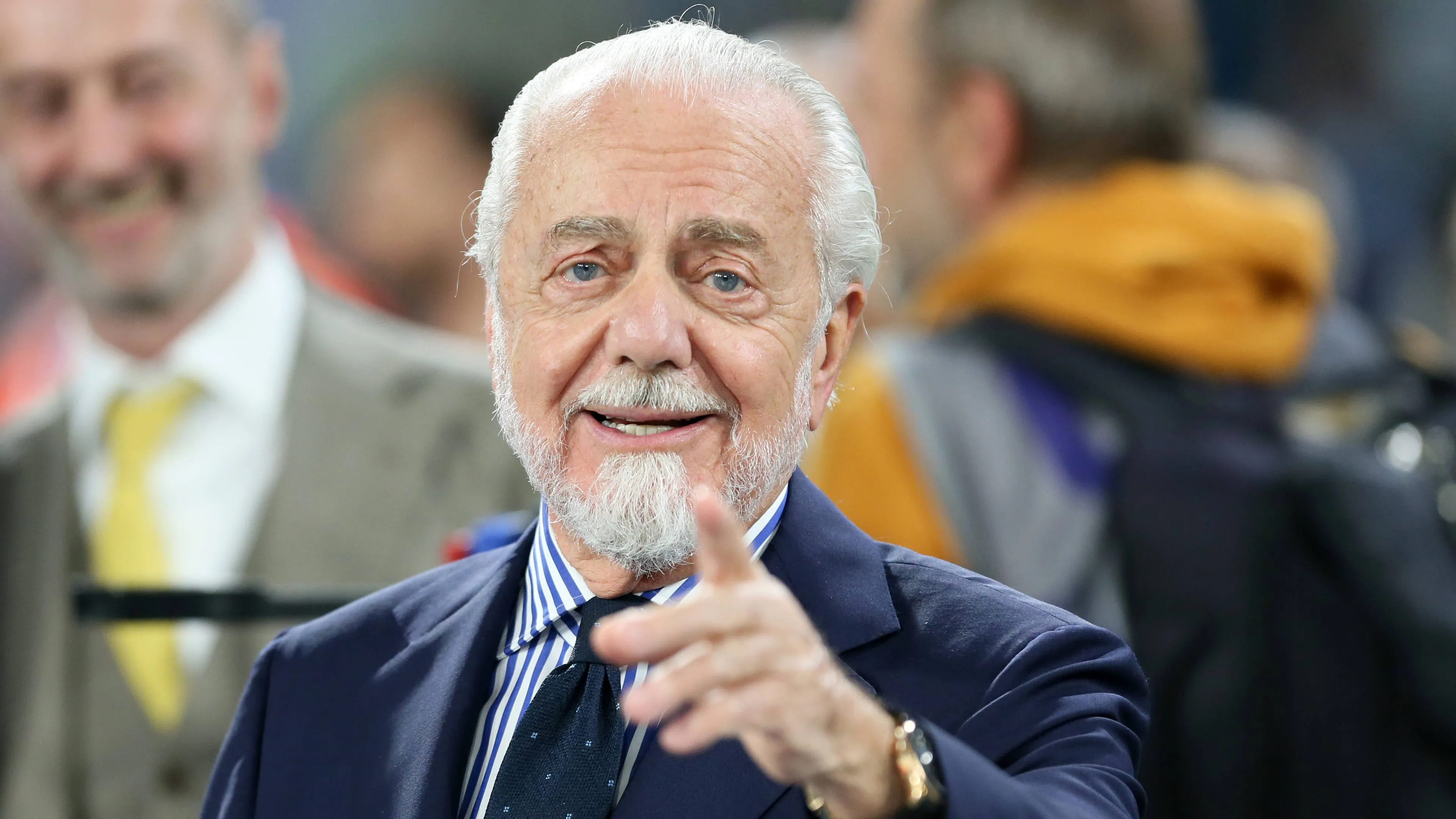 Il Gala alza l'offerta a 75 milioni per Osimhen! ADL pretende una condizione