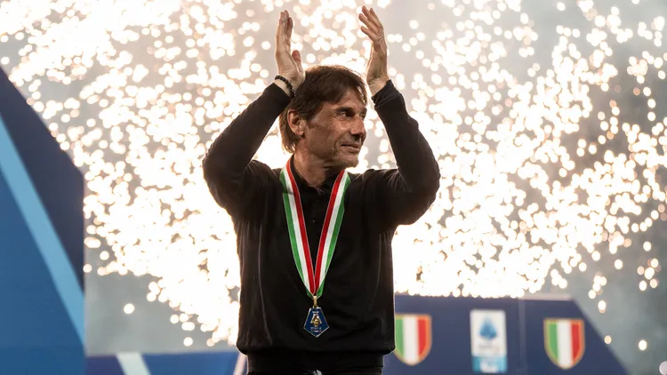 /images/s/s/c/ssc-napoli-v-cagliari-calcio-serie-a-enilive-antonio-conte-head-coach-of-ssc-napoli-celebrates-the-victory-of-italian-championship-at-the-end-of-the-serie-serie-a-enilive-match-between-ssc-napoli-and-cagliari-calcio-at-stadio-diego-armando-maradona-on-may-23-2025-in-naples-italy-naples-stadio-diego-armando-maradona-naples-italy-copyright-xgiuseppexmaffiax-serieanapoli-cagliari240525dsc9844jpg_1750658689235.jpg